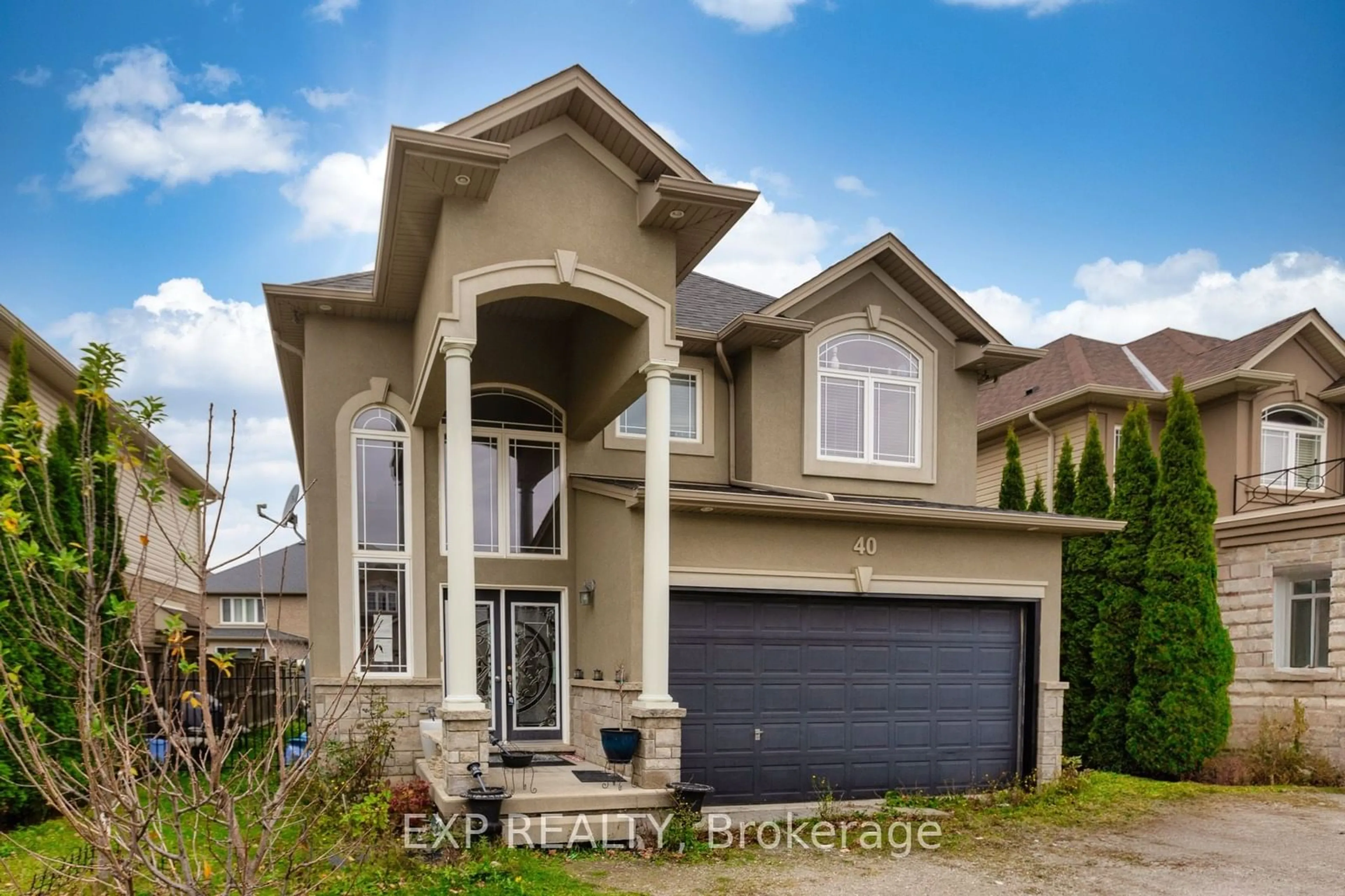 Frontside or backside of a home, the street view for 40 Davinci Blvd, Hamilton Ontario L9B 0C5