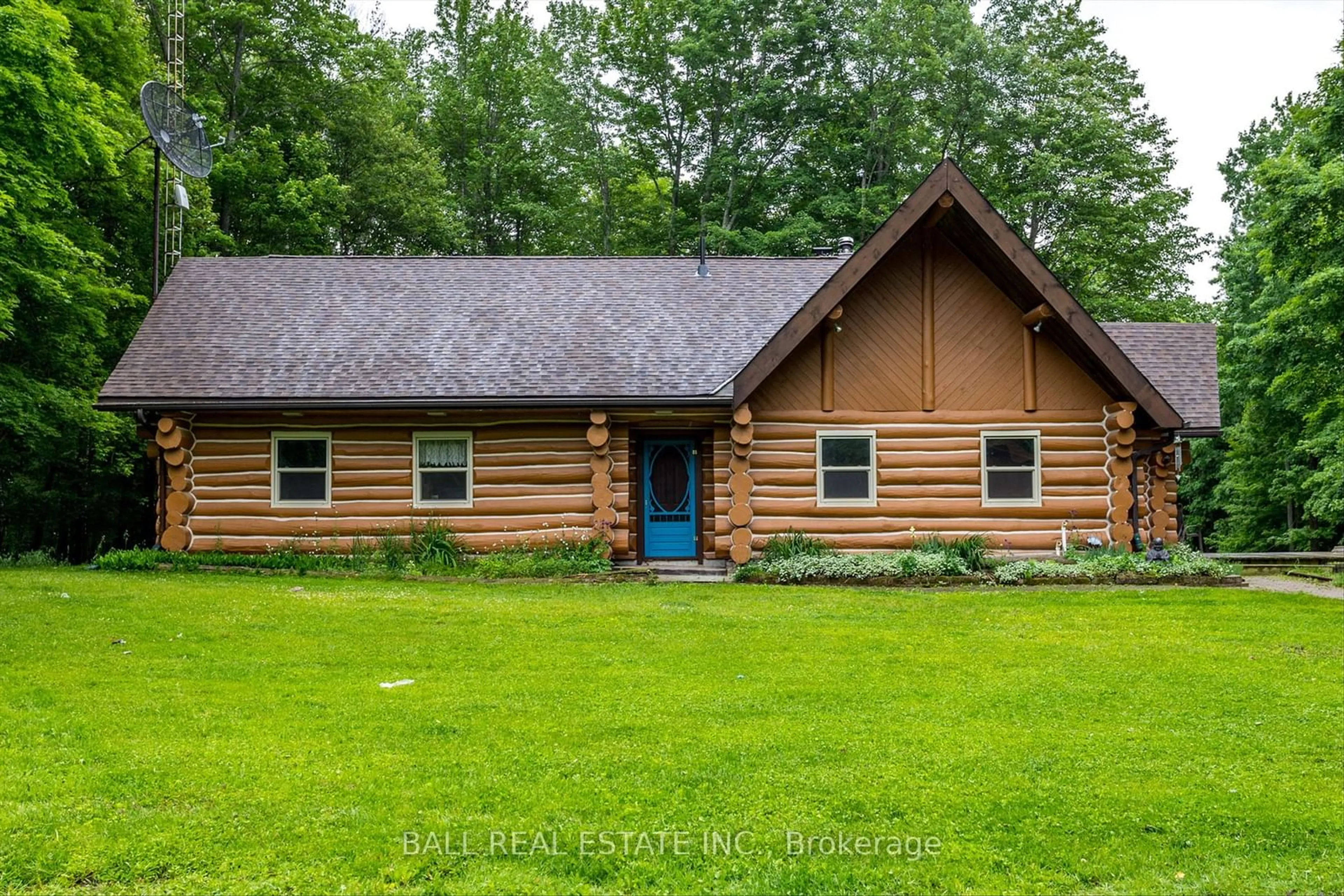 Frontside or backside of a home, cottage for 472 Reid St, Galway-Cavendish and Harvey Ontario K0M 2A0