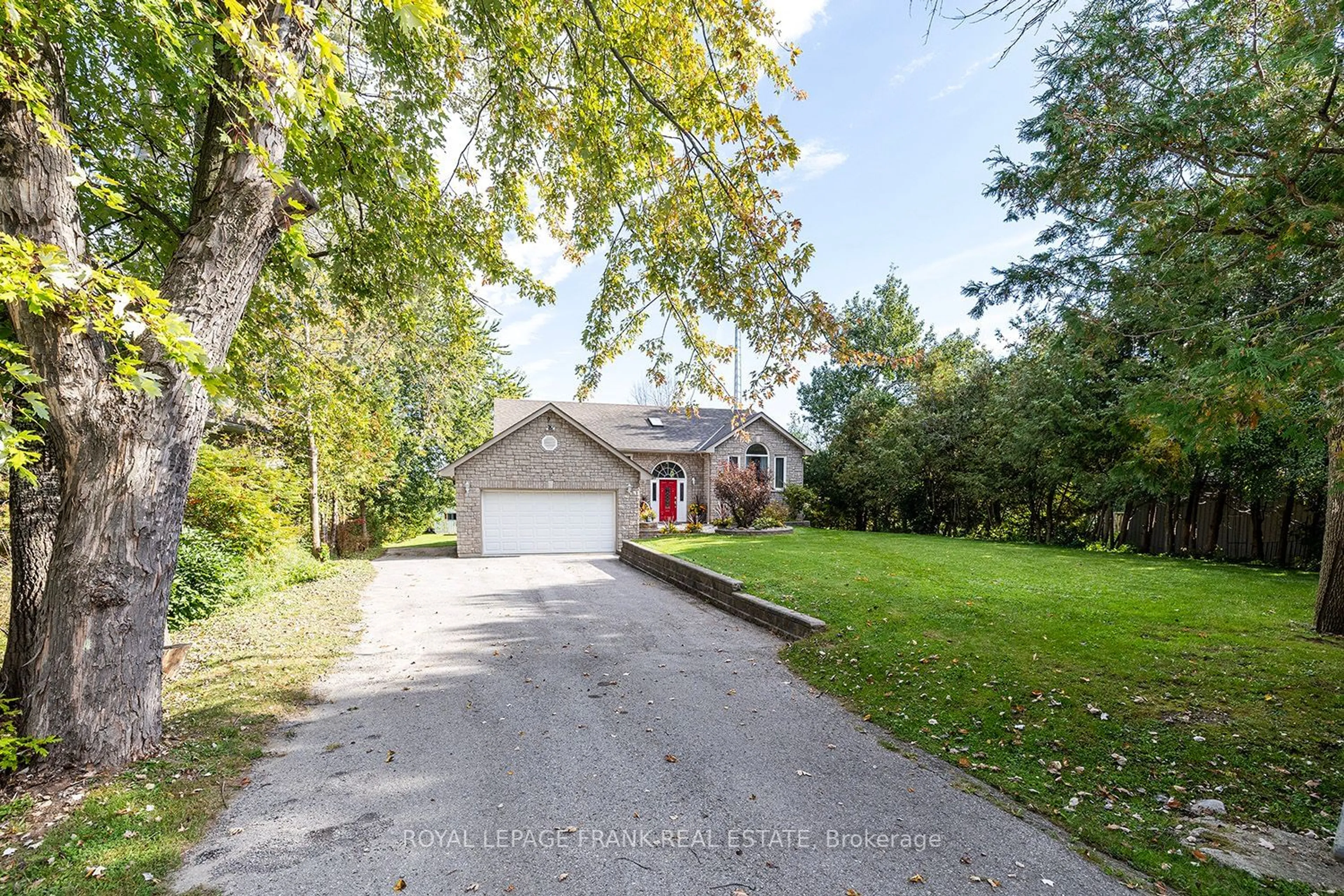 Frontside or backside of a home, the street view for 25 Shelley Dr, Kawartha Lakes Ontario K0M 2C0