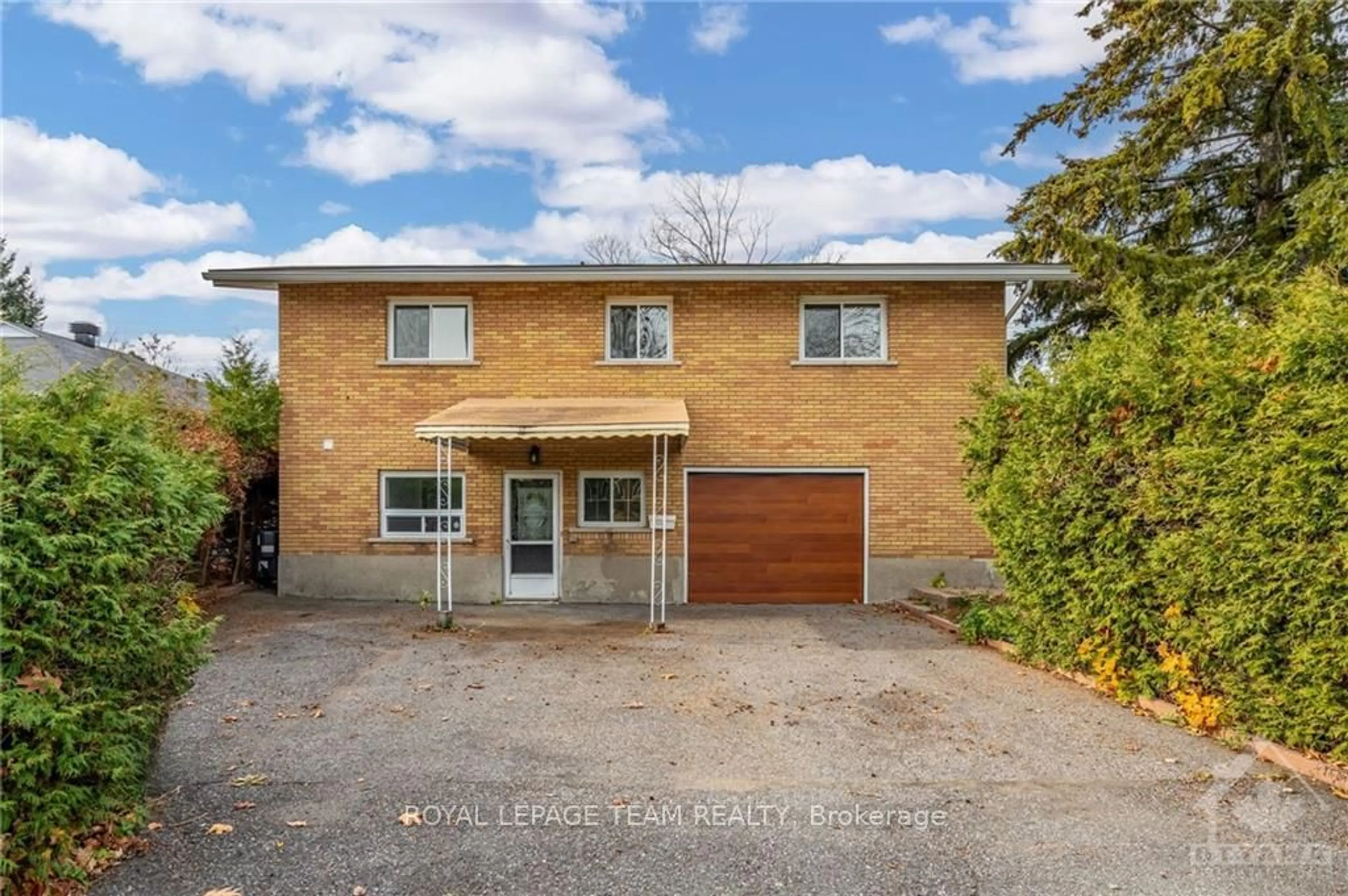 Frontside or backside of a home, cottage for 2196 Lenester Ave, Ottawa Ontario K2A 1L5