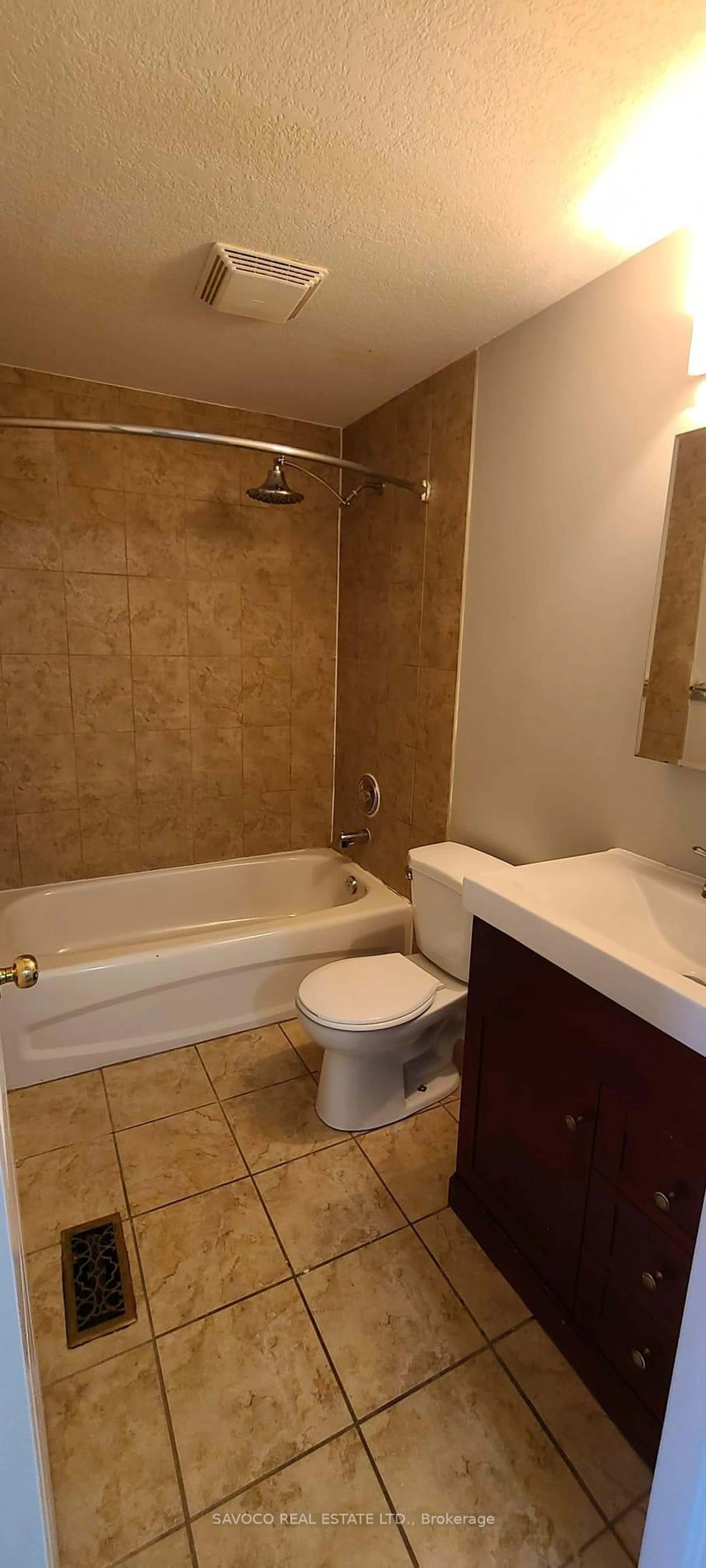 Bathroom, unknown floor for 312 Activa Ave, Kitchener Ontario N2E 3V1