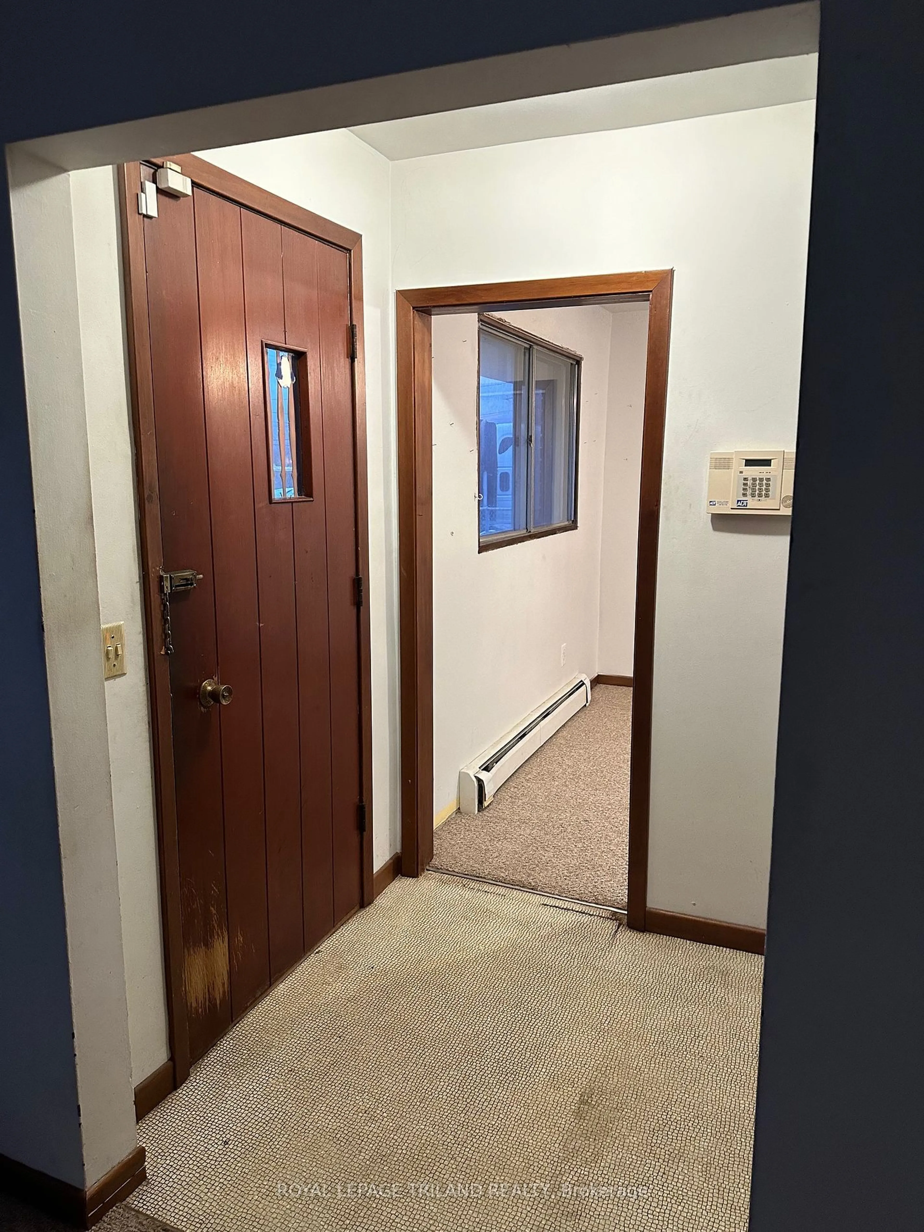 Indoor foyer, unknown floor for 1780 GORE Rd, London Ontario N5W 6B8