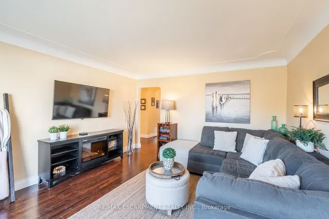 Additional property image - 702 SEVENTH Ave