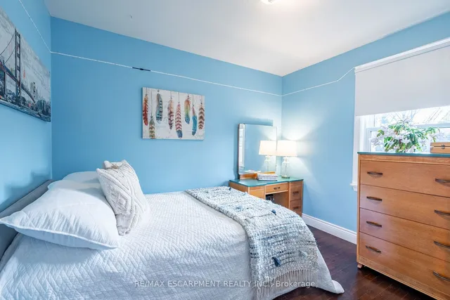 Additional property image - 702 SEVENTH Ave