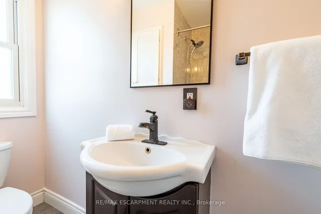 Additional property image - 702 SEVENTH Ave