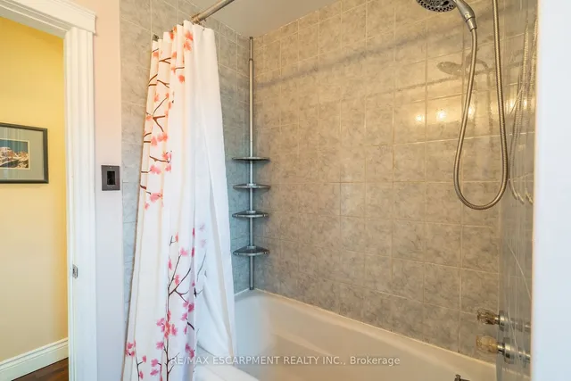 Additional property image - 702 SEVENTH Ave