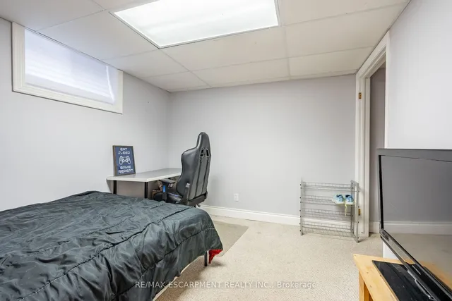 Additional property image - 702 SEVENTH Ave
