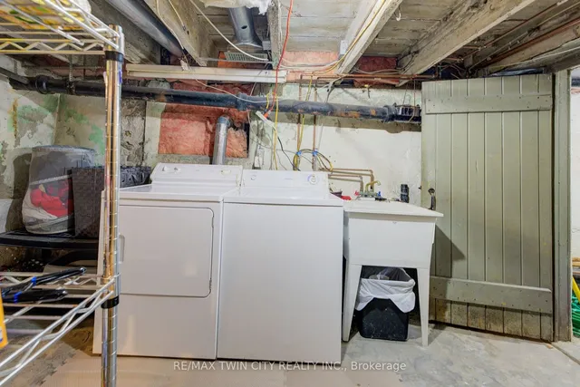 Additional property image - 118 College St