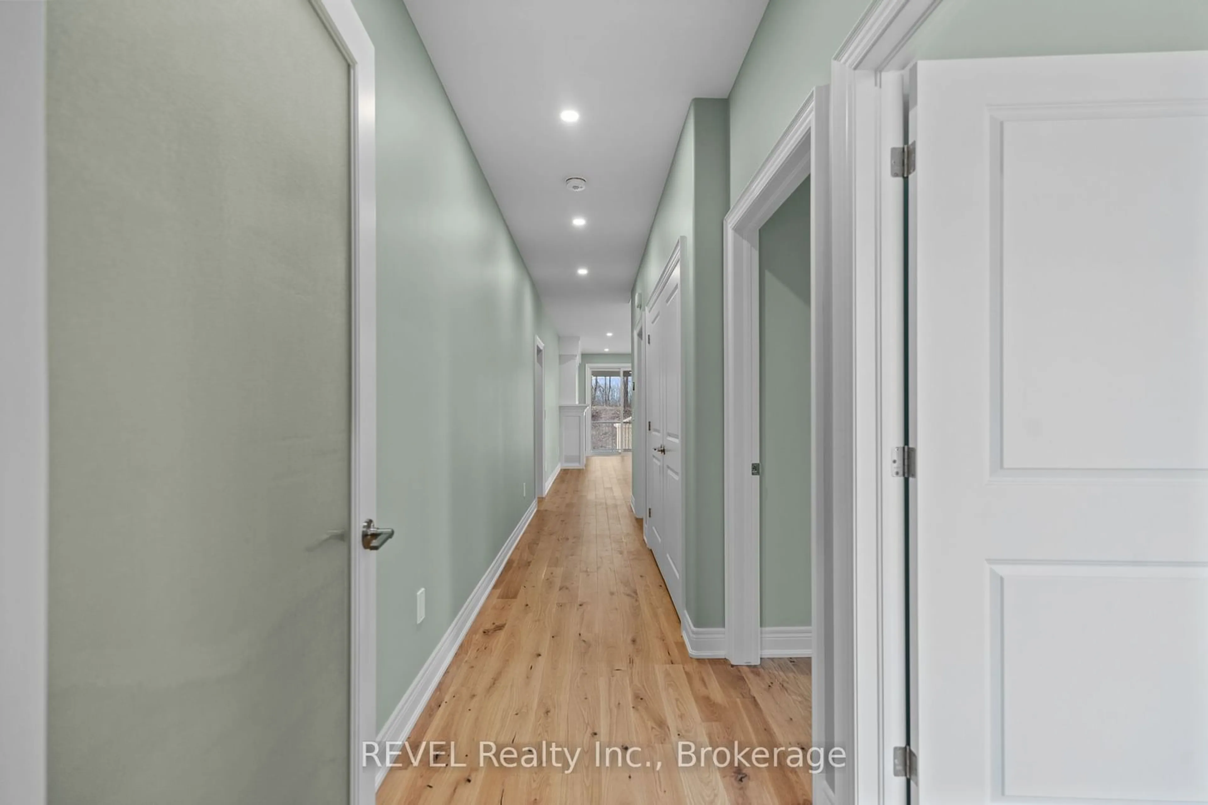 Indoor entryway, wood floors for Lot 1 Anchor Rd, Thorold Ontario L0S 1A0