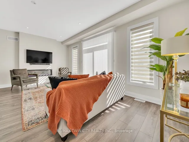 Additional property image - 217 Sedgewood St
