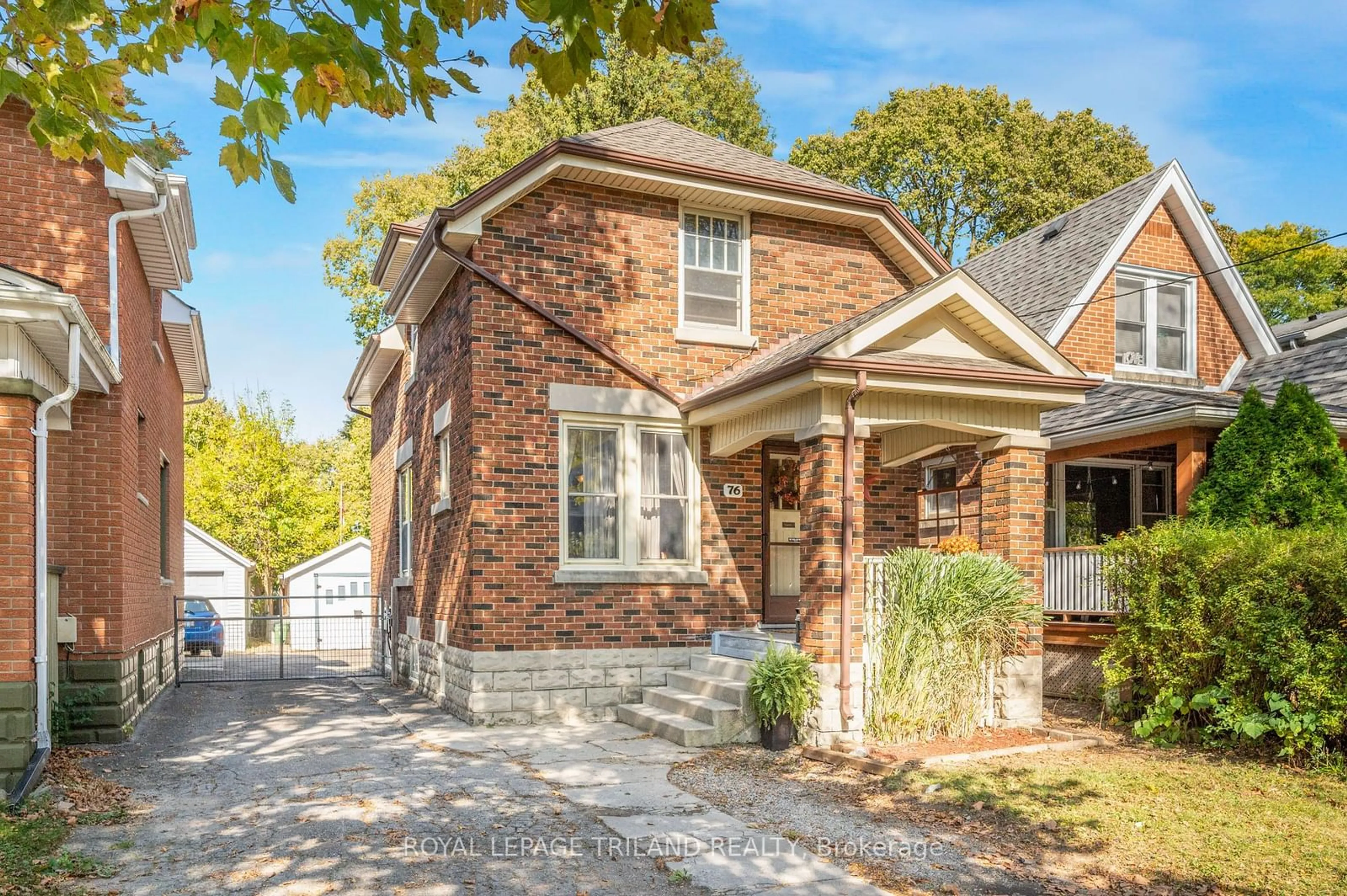 Home with brick exterior material for 76 Euclid Ave, London Ontario N6C 1C1