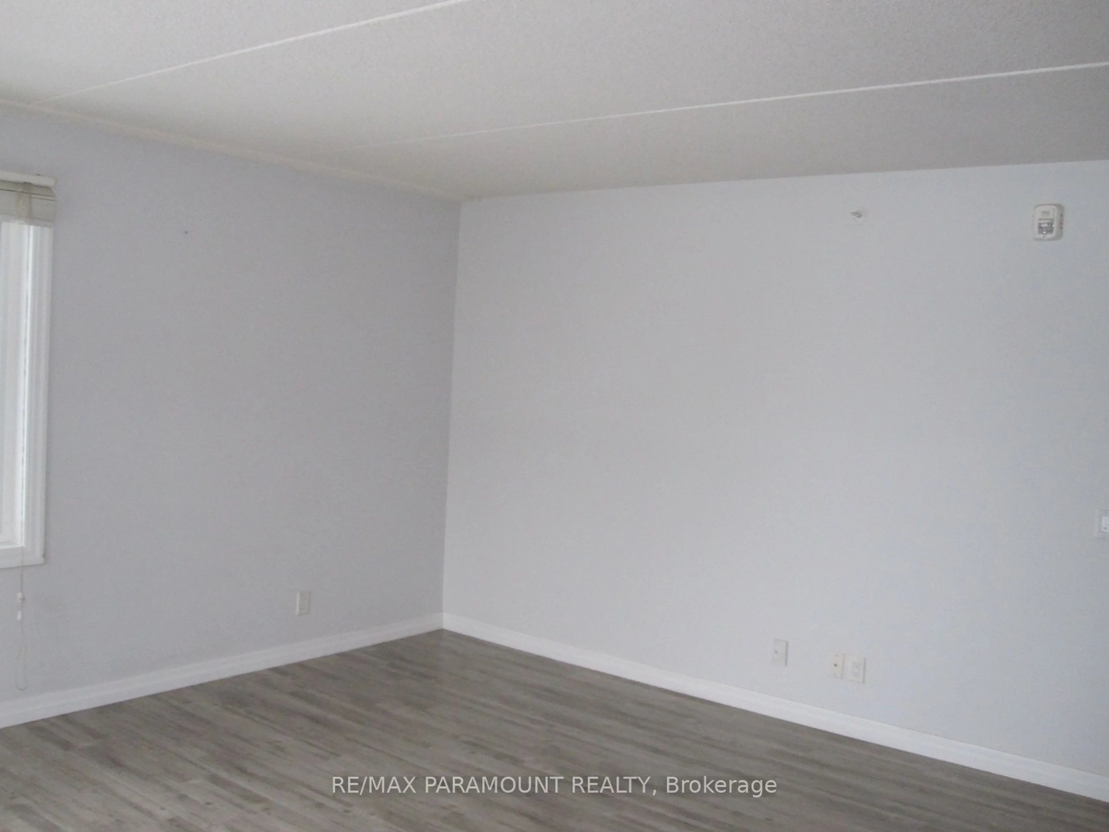 A pic of a room for 108 Summit Ridge Dr #202, Guelph Ontario N1E 0P8