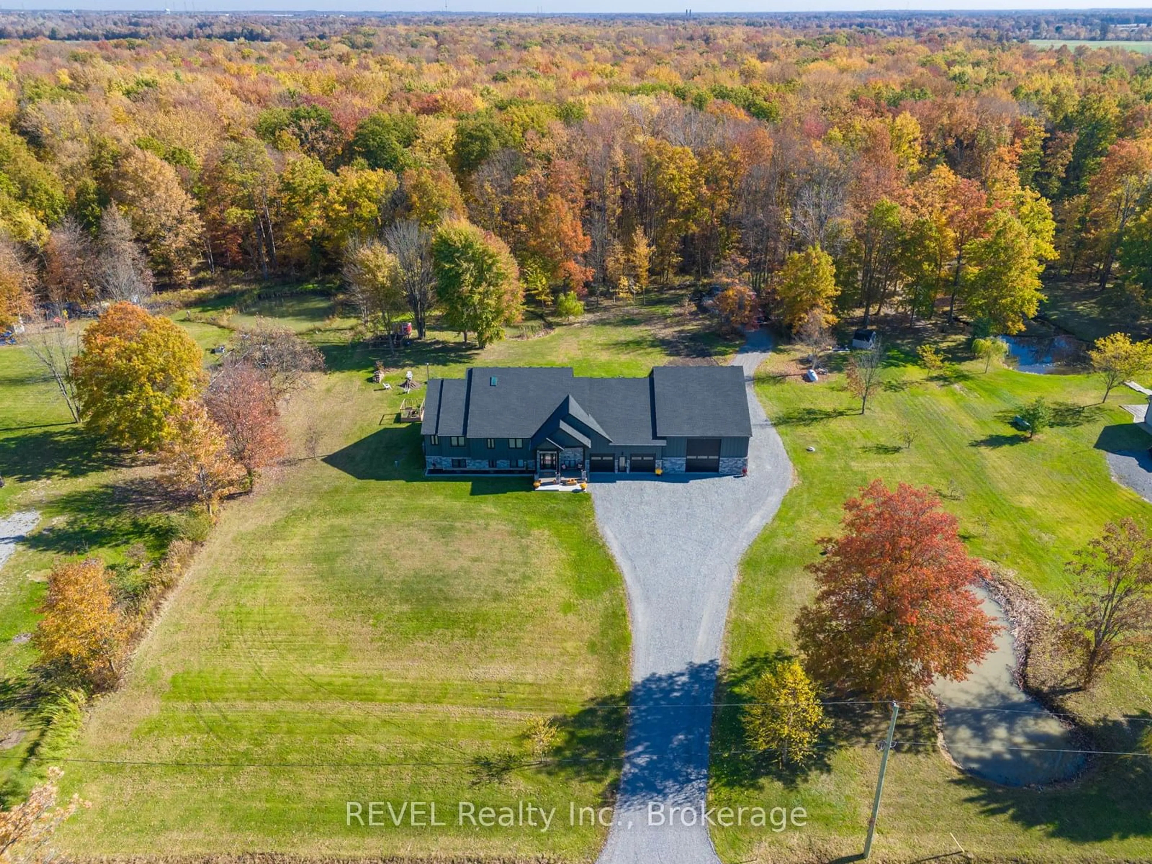 Frontside or backside of a home, cottage for 50851 O'Reillys Rd, Wainfleet Ontario L0S 1V0