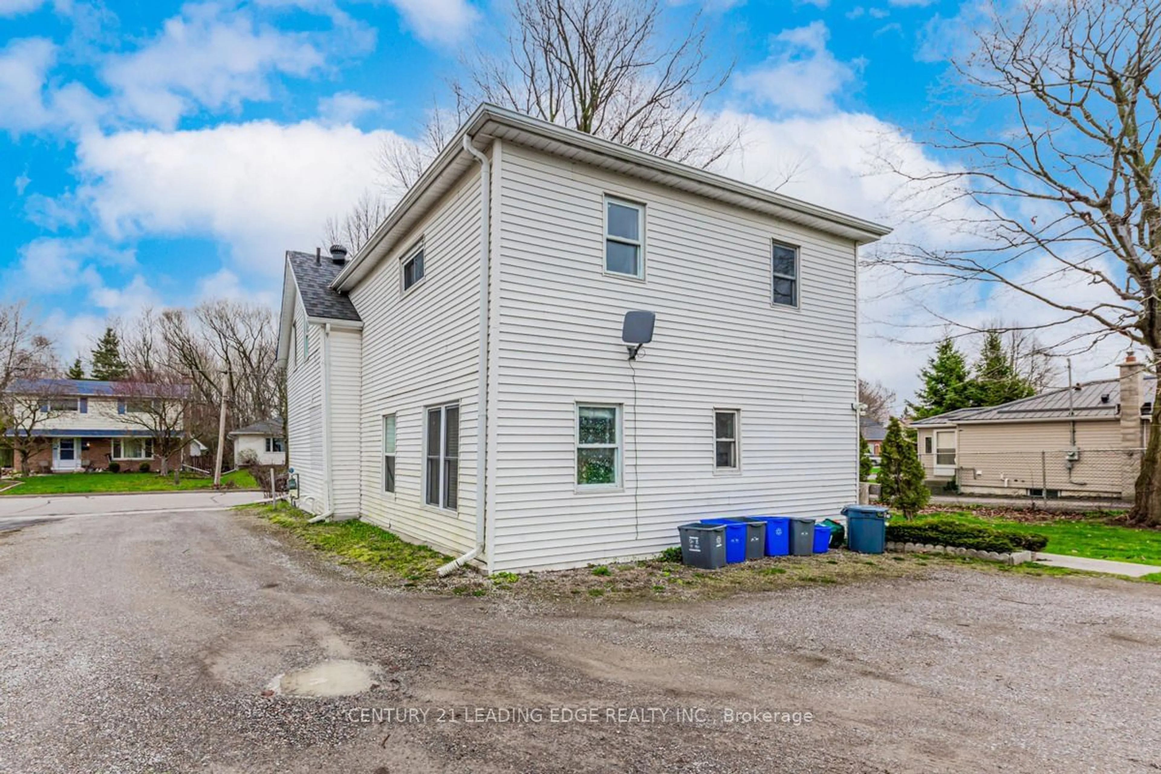 A pic from exterior of the house or condo, the front or back of building for 433 Cottesmore Ave, Cobourg Ontario K9A 4E4