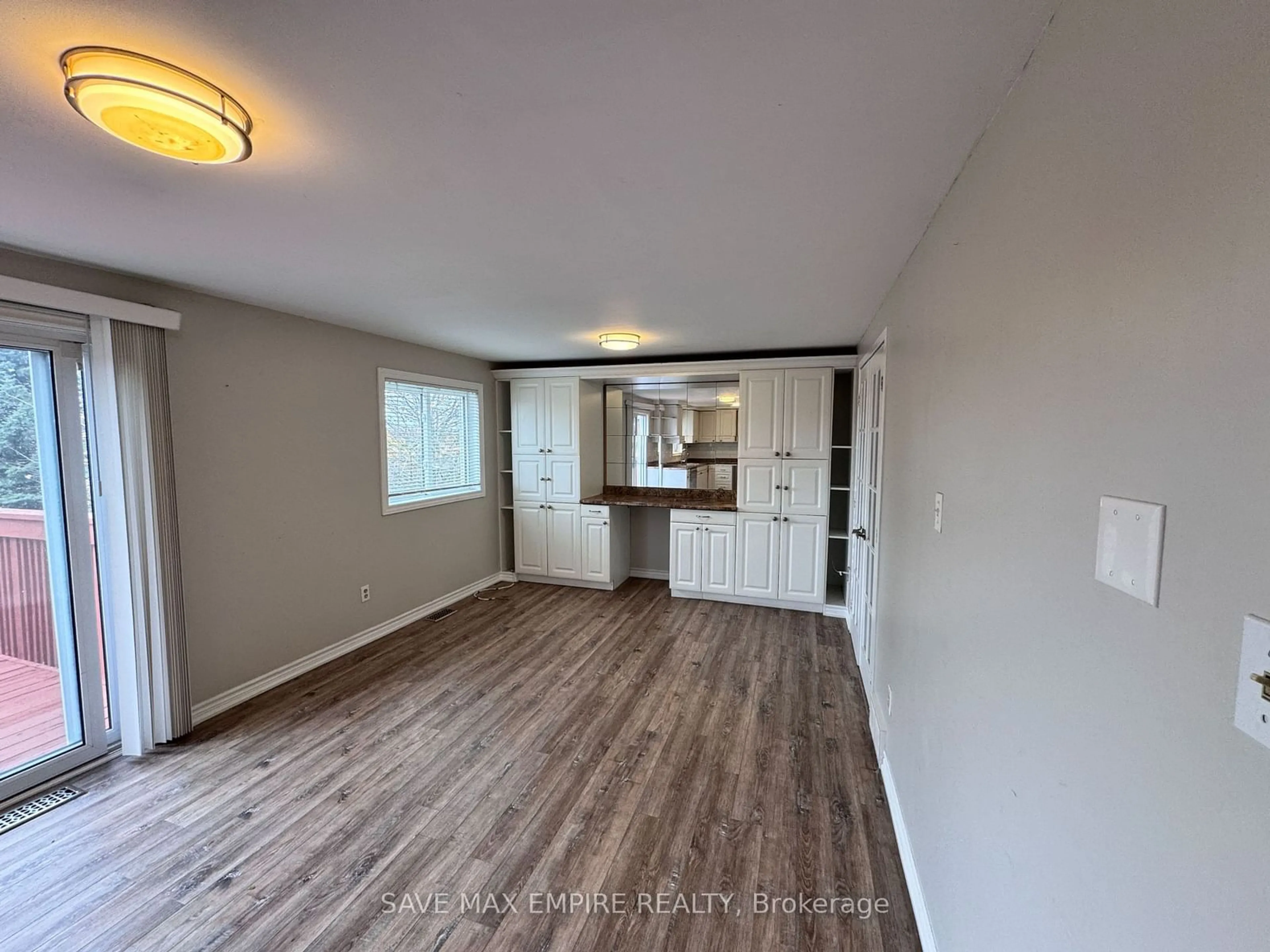 A pic of a room, wood floors for 227 Grand Ridge Dr, Cambridge Ontario N1S 4W7