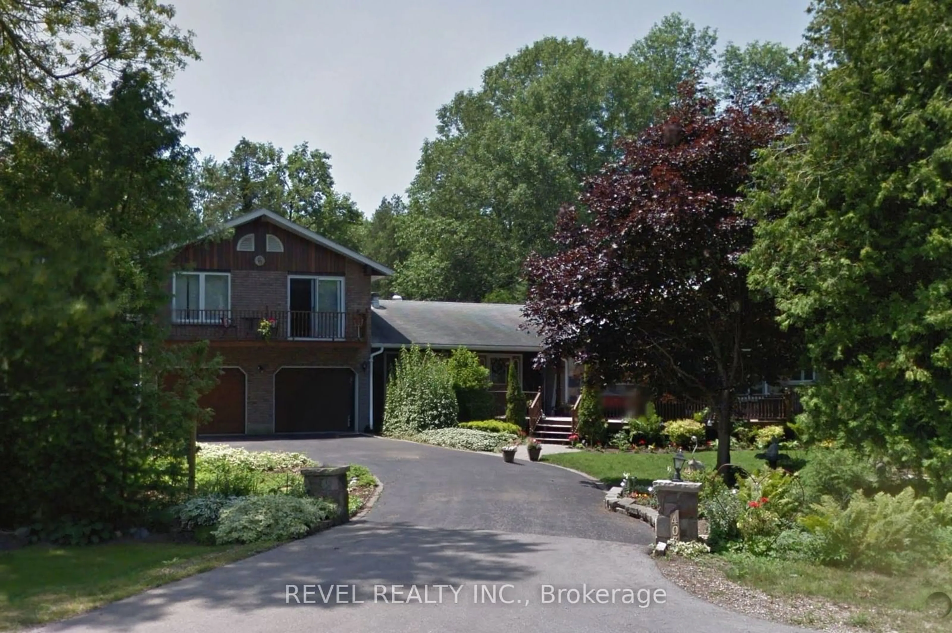 Frontside or backside of a home, the street view for 403 Apache St, Huron-Kinloss Ontario N0G 2R0