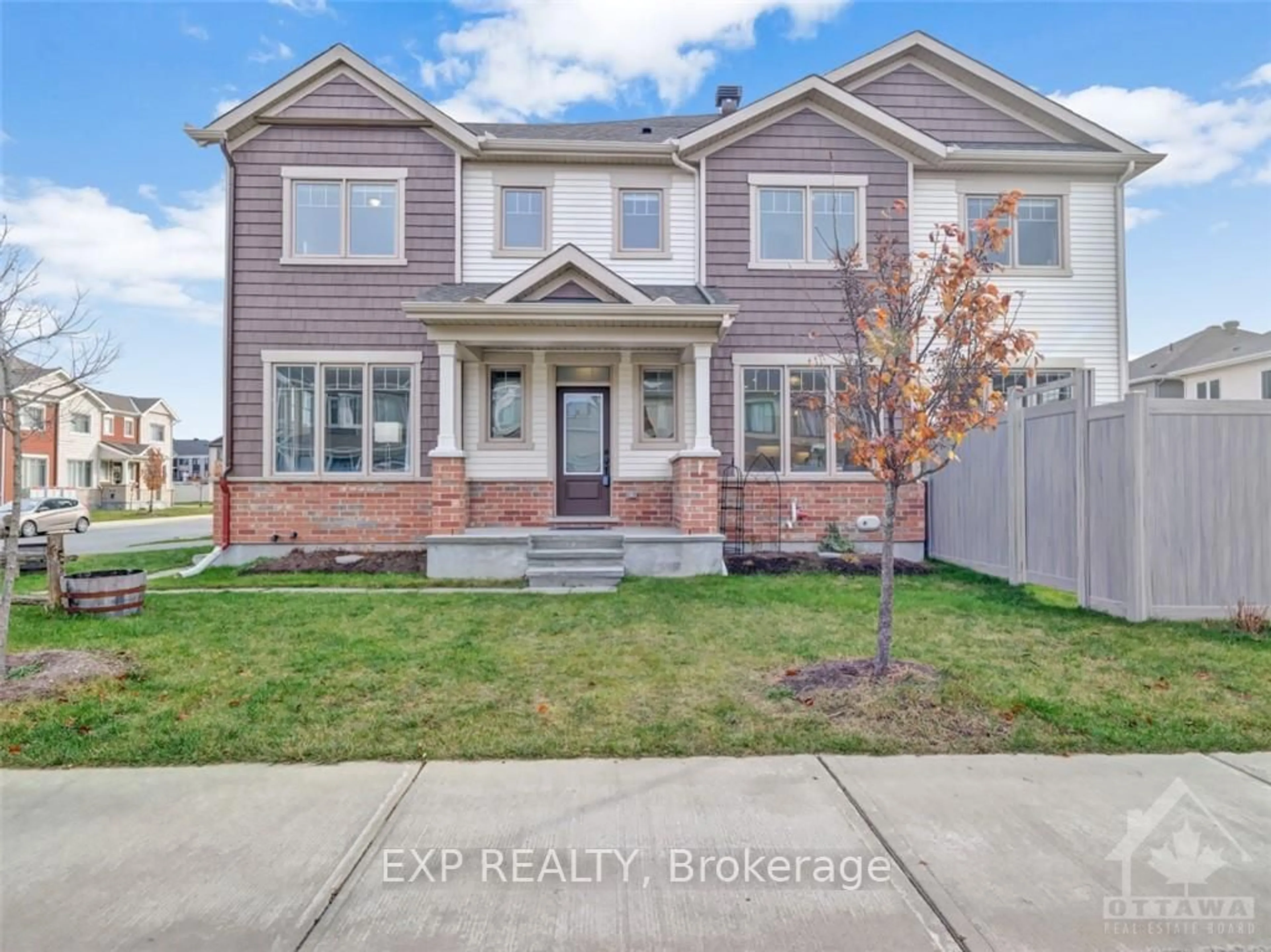 Frontside or backside of a home, the street view for 100 UMBRA Pl, Barrhaven Ontario K2J 6N7