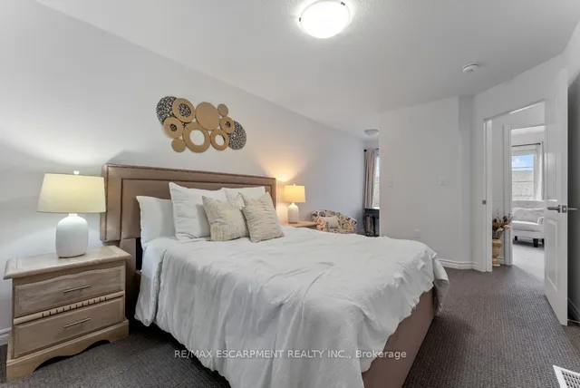 Additional property image - 61 Soho St Unit 84
