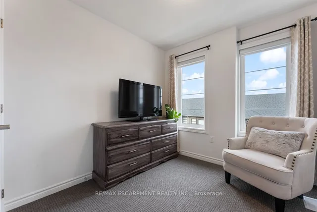 Additional property image - 61 Soho St Unit 84