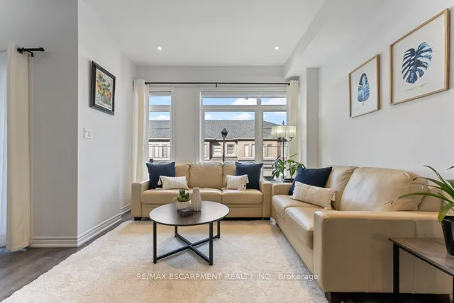 Additional property image - 61 Soho St Unit 84