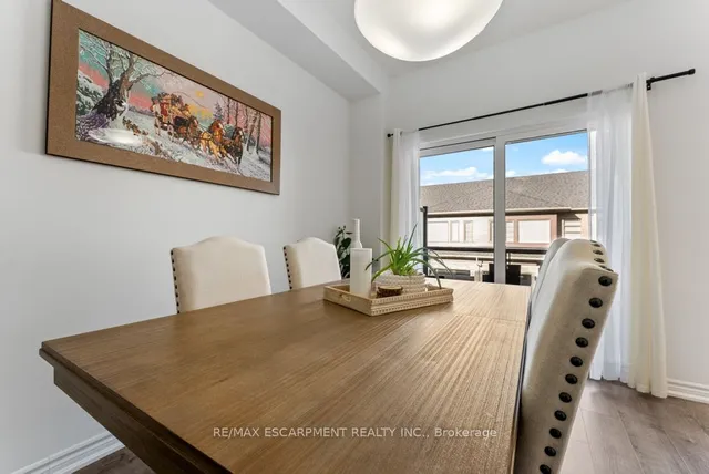 Additional property image - 61 Soho St Unit 84