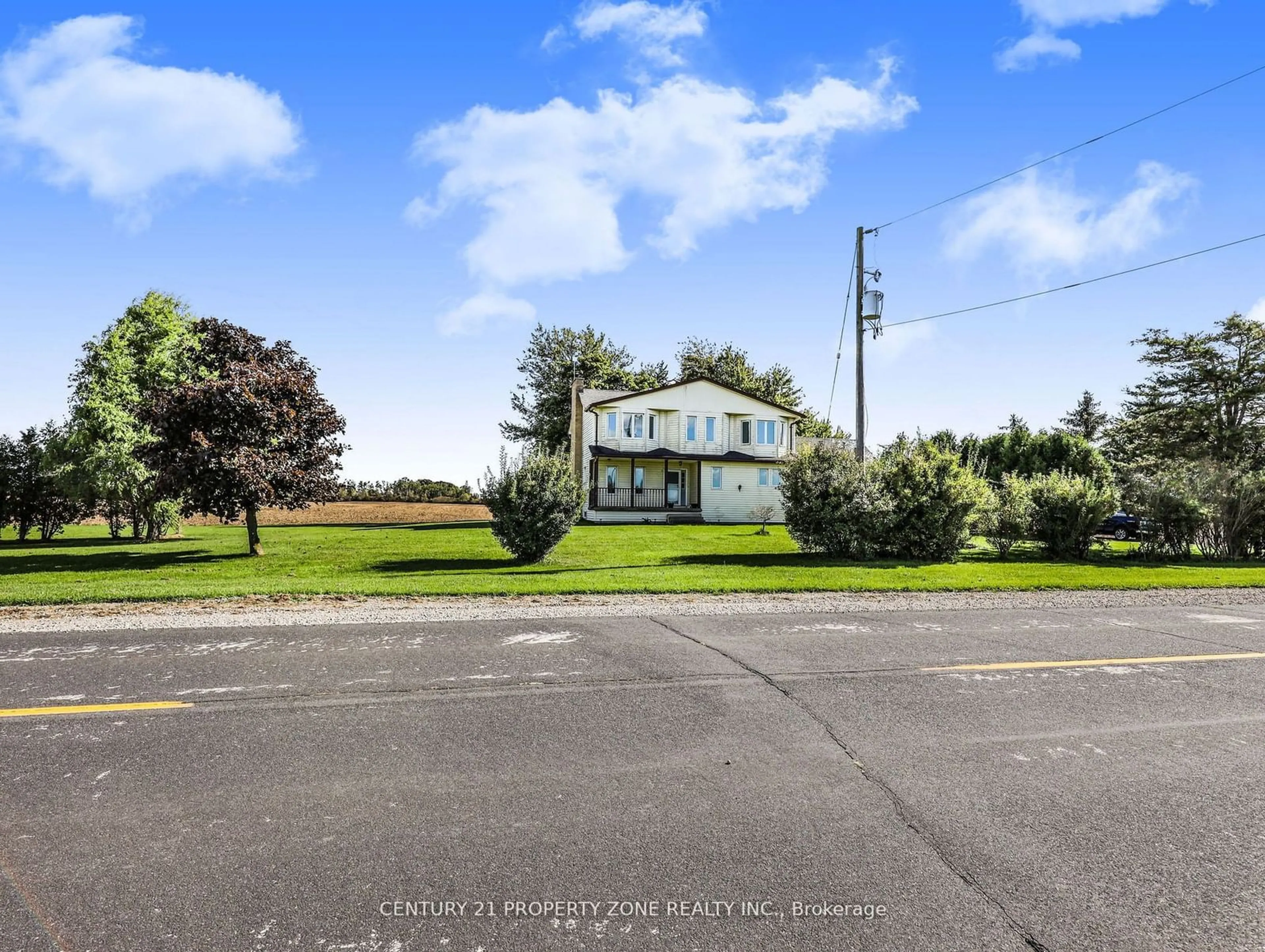 Frontside or backside of a home, the street view for 31601 Shackleton Line, Dutton/Dunwich Ontario N0L 1P0