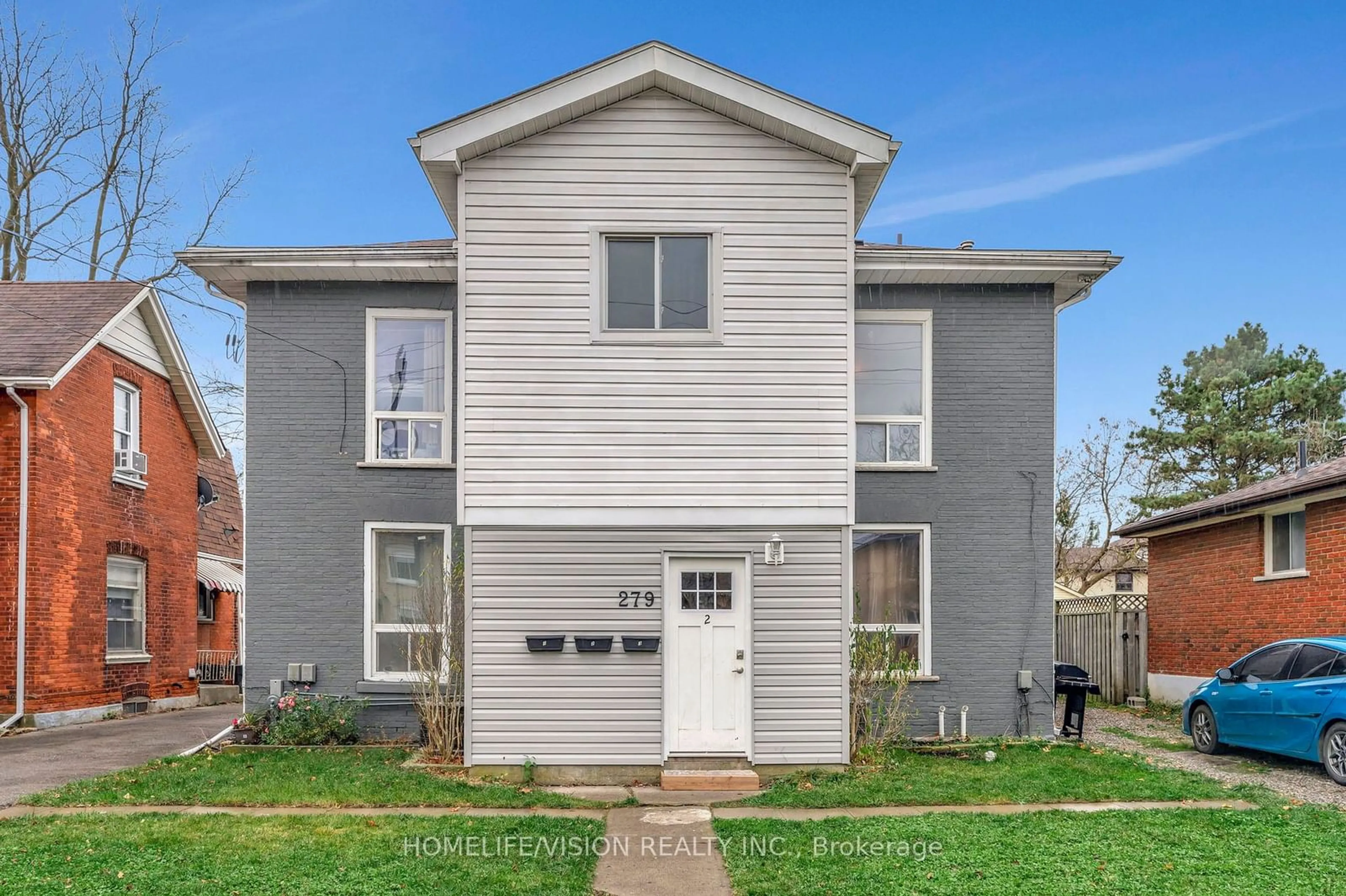 A pic from exterior of the house or condo, the front or back of building for 279 Darling St, Brantford Ontario N3S 3X7