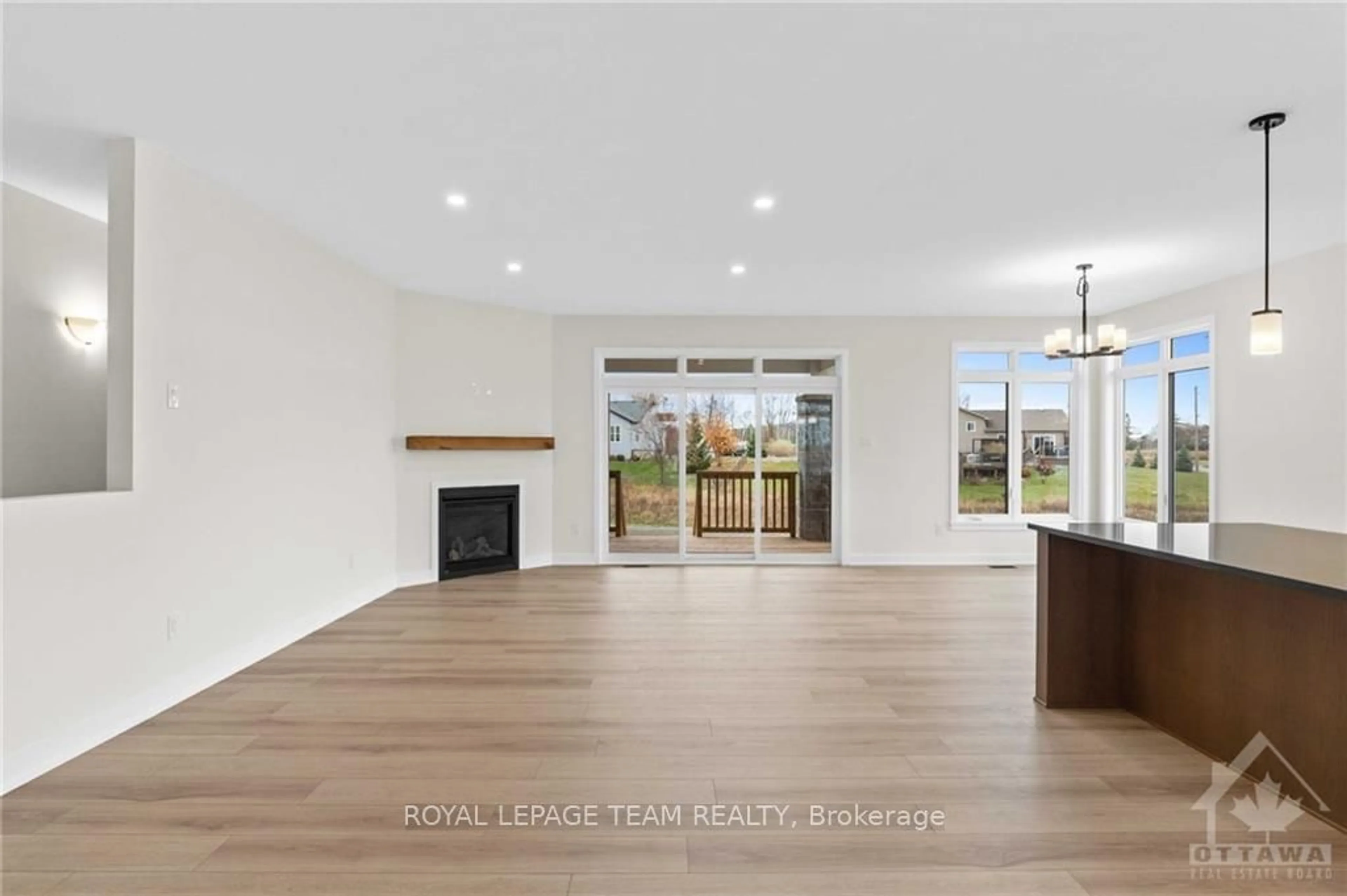 Indoor entryway, wood floors for 70 TENNANT Dr, Rideau Lakes Ontario K7A 4S5