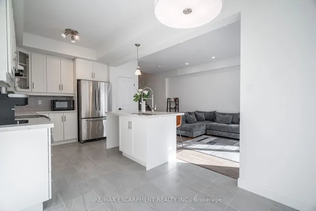 Additional property image - 33 Southam Lane