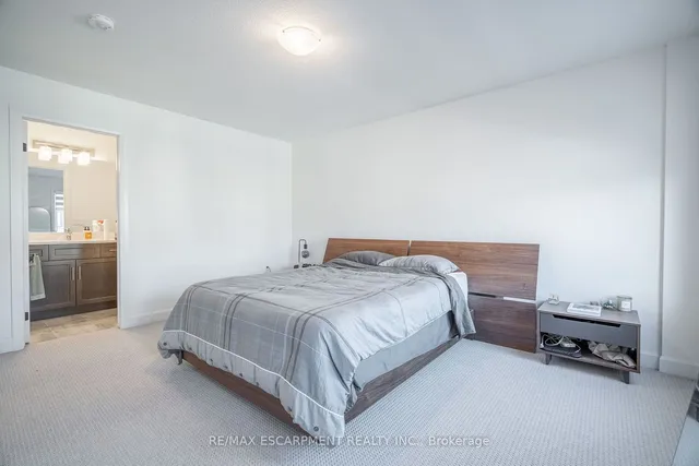 Additional property image - 33 Southam Lane