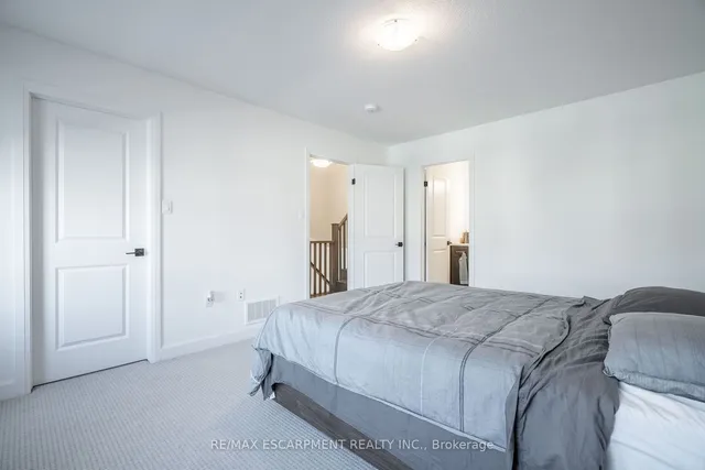 Additional property image - 33 Southam Lane