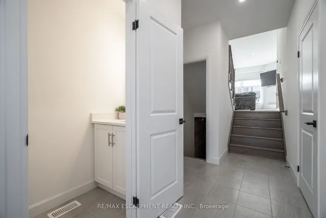 Additional property image - 33 Southam Lane