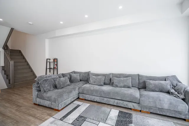 Additional property image - 33 Southam Lane