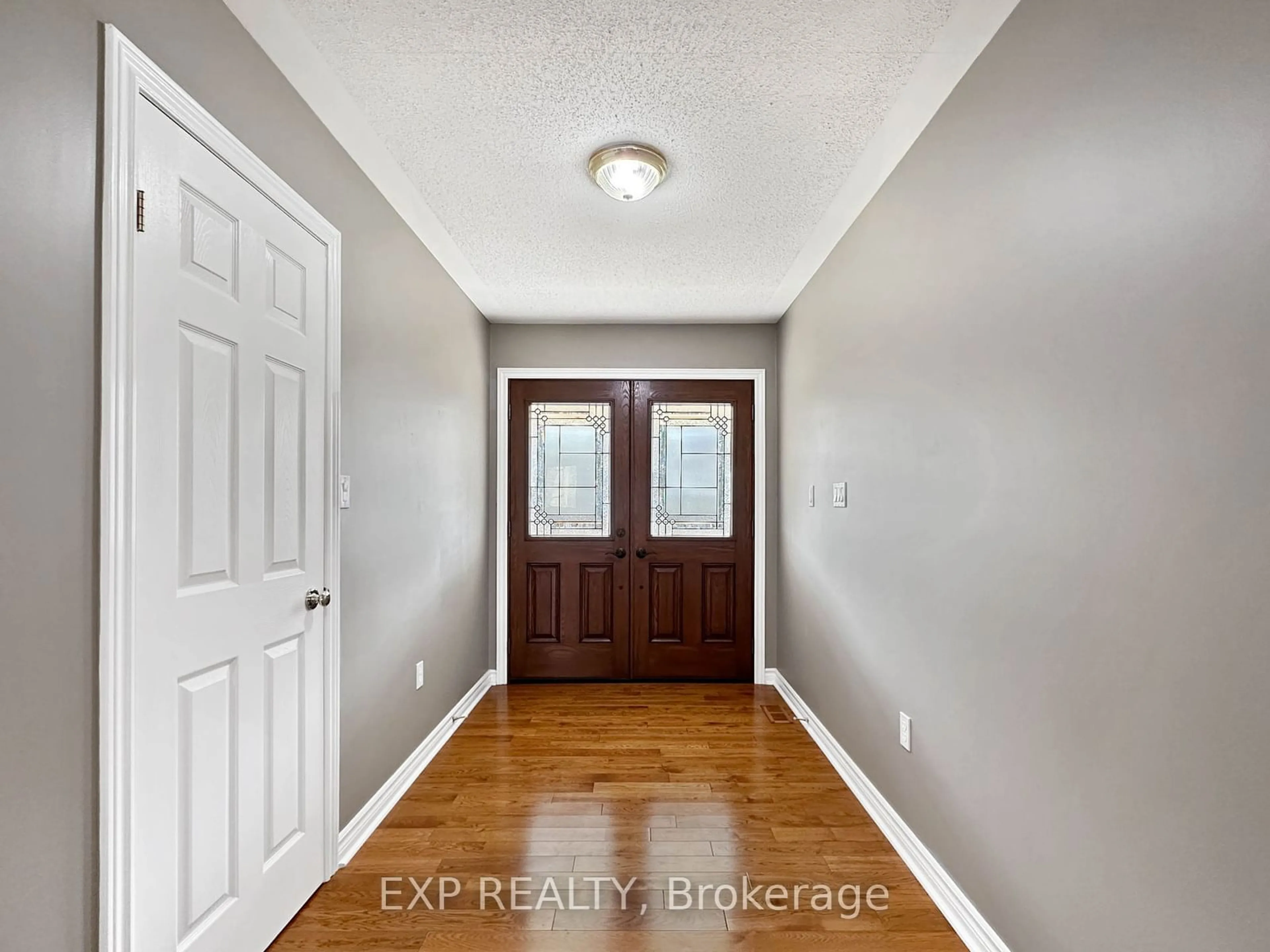 Indoor entryway, wood floors for 51842 Yorke Line, R.R #1 Line, Malahide Ontario N0L 2J0