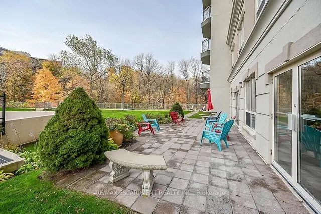 Additional property image - 3000 Creekside Dr Unit 601