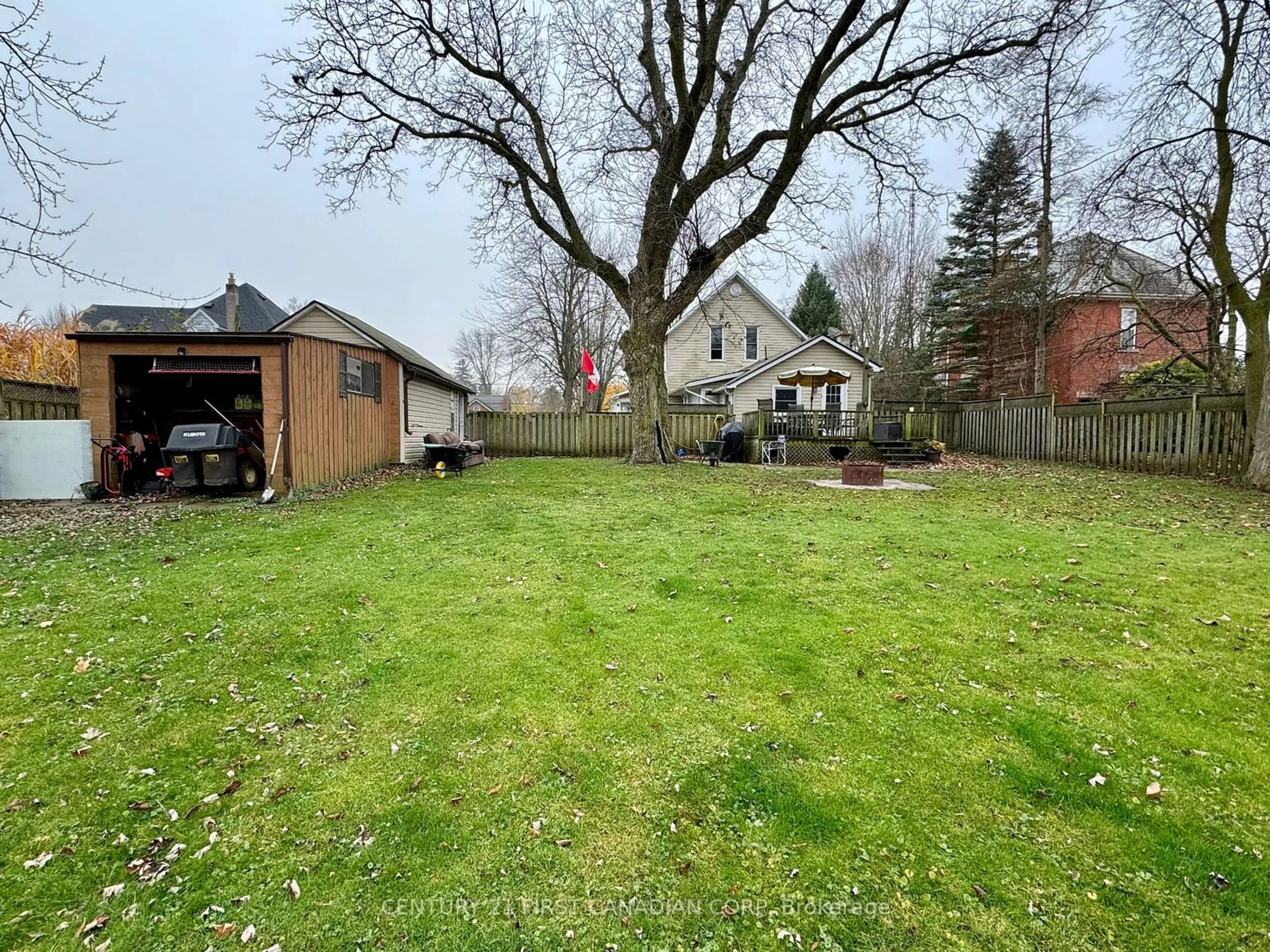 Frontside or backside of a home, the fenced backyard for 193 Mcarthur St, Dutton/Dunwich Ontario N0L 1J0