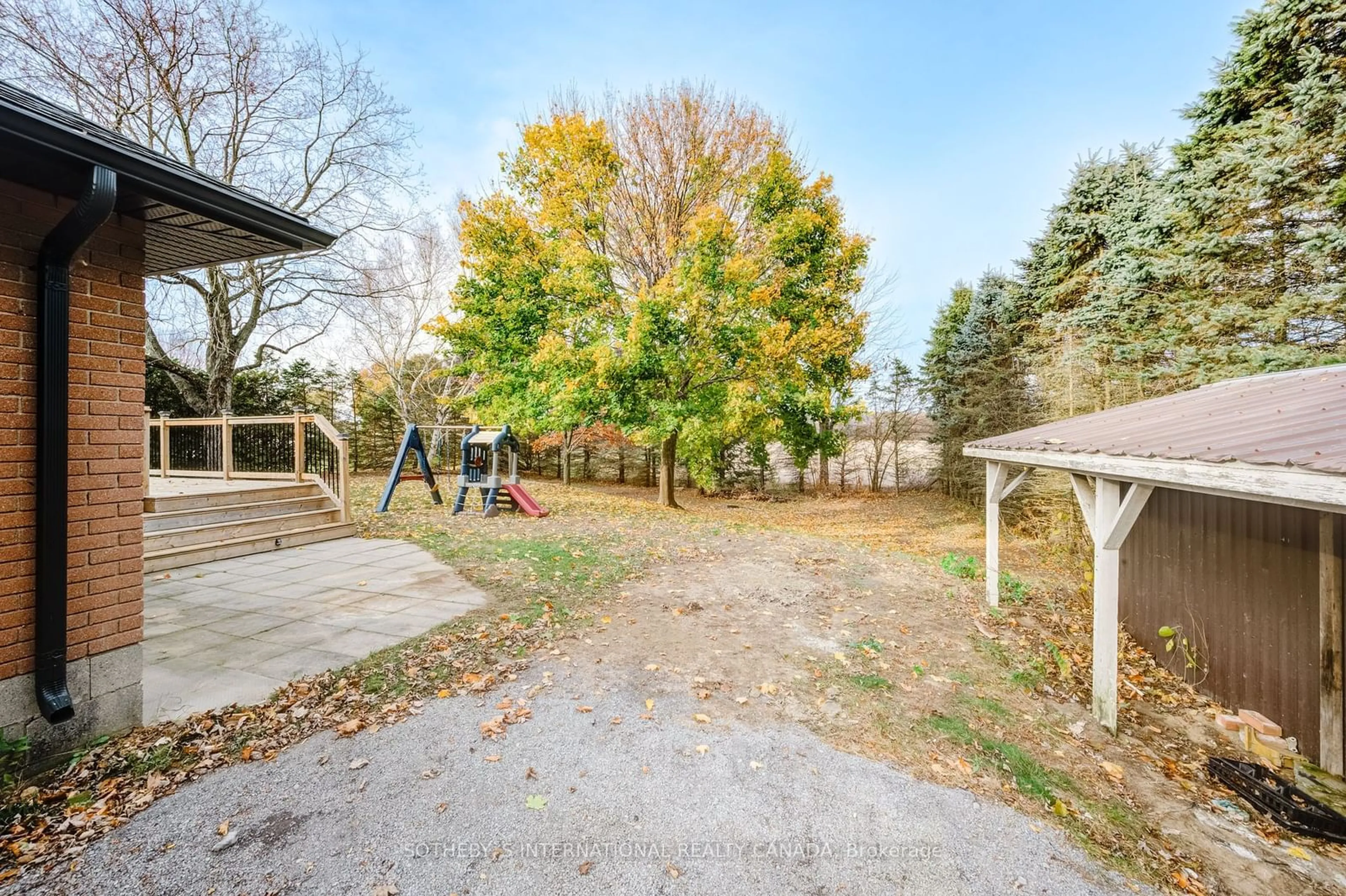 Patio, the fenced backyard for 56556 Heritage Line, Bayham Ontario N0J 1Y0