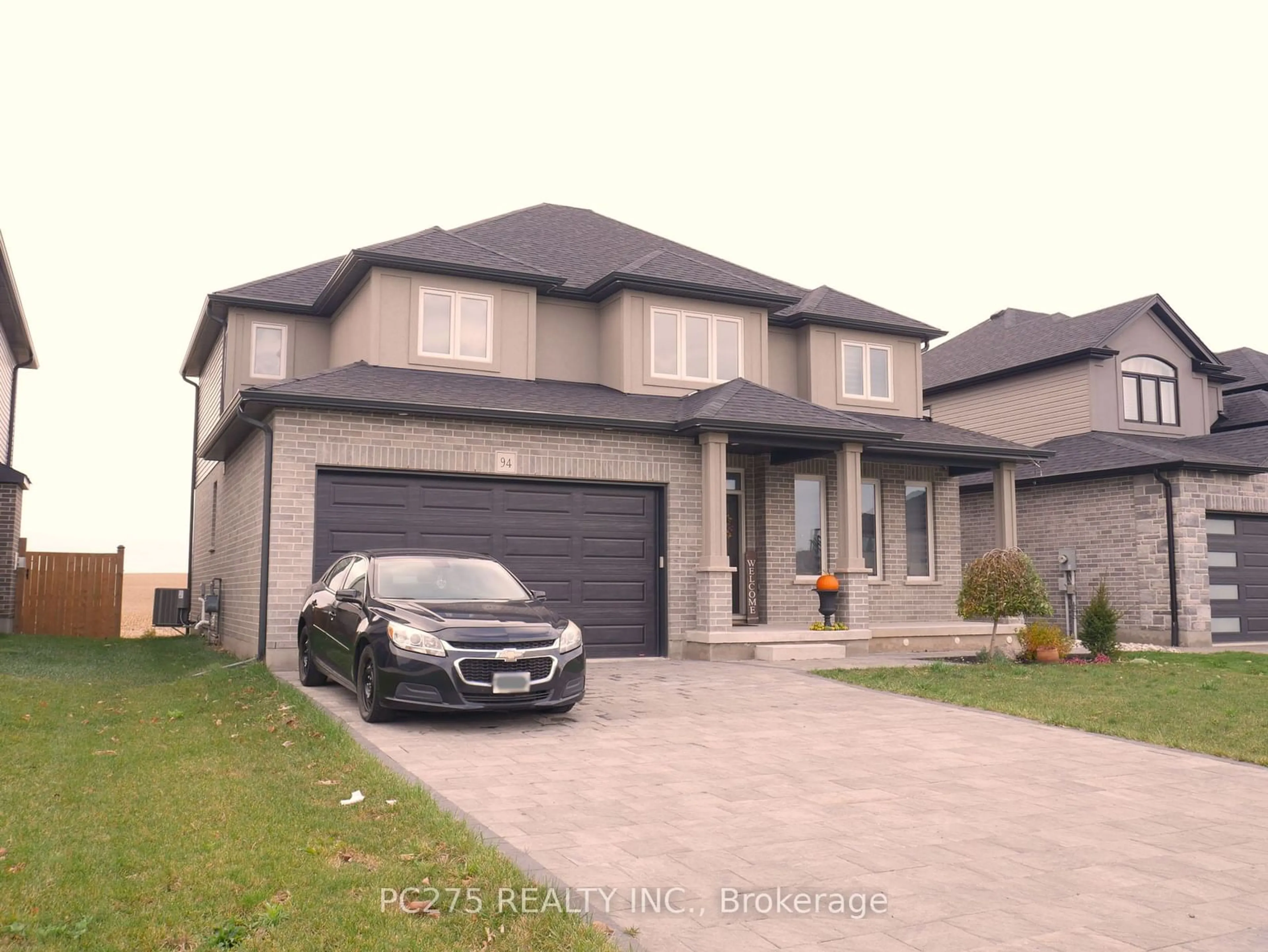 Frontside or backside of a home, the street view for 94 Beech Blvd, Tillsonburg Ontario N4G 5S1