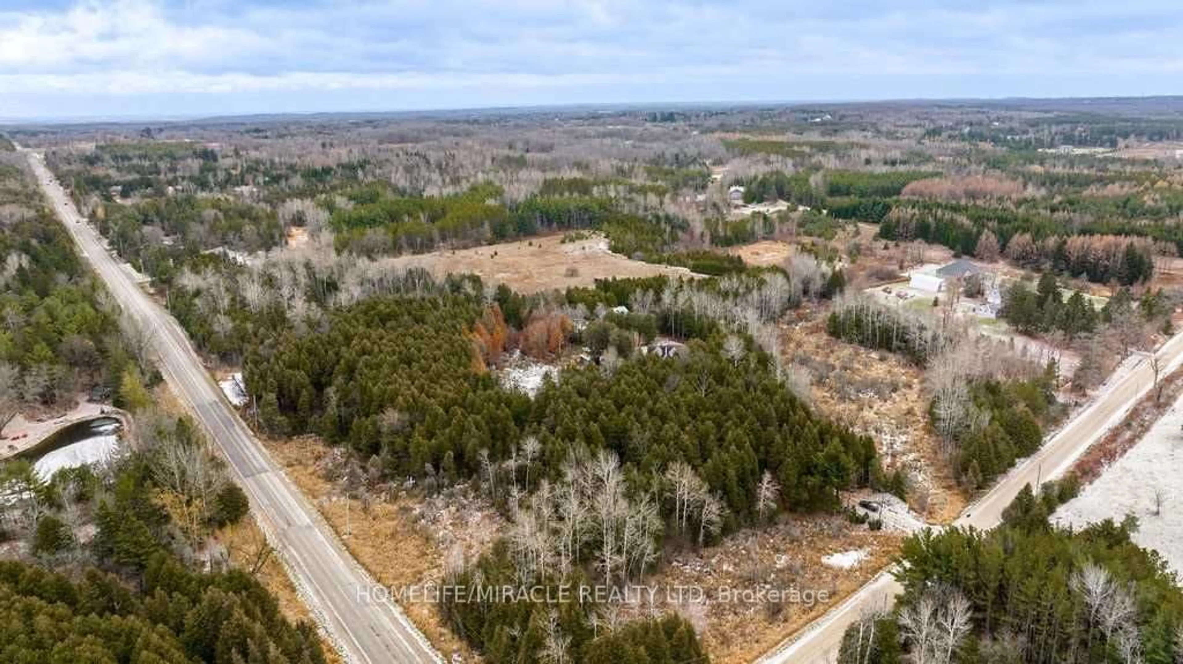 A pic from exterior of the house or condo, forest for 9773 10th Side Rd, Erin Ontario N0B 1T0