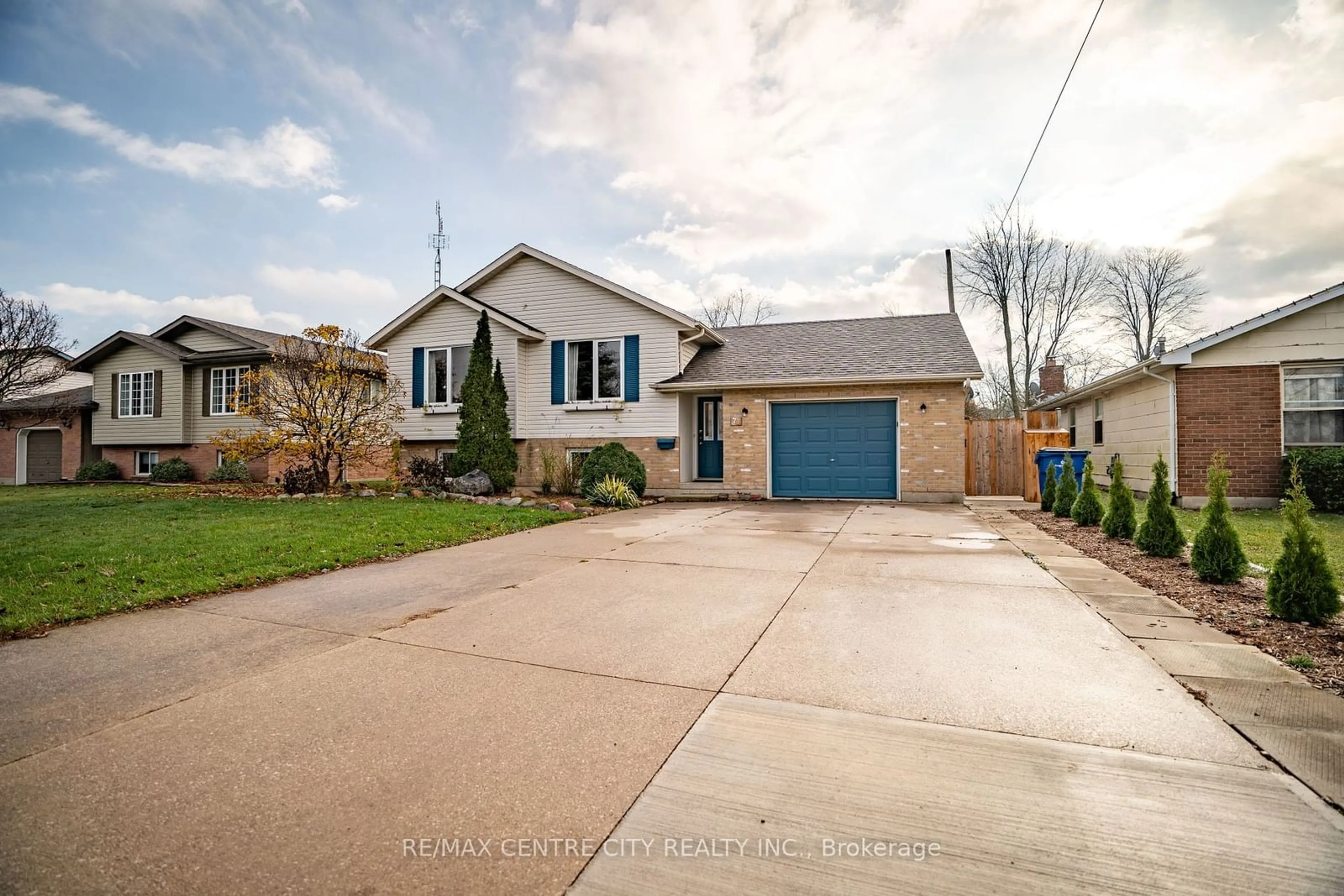 Frontside or backside of a home, the street view for 78 Chittim Rd, Chatham-Kent Ontario N0P 1A0