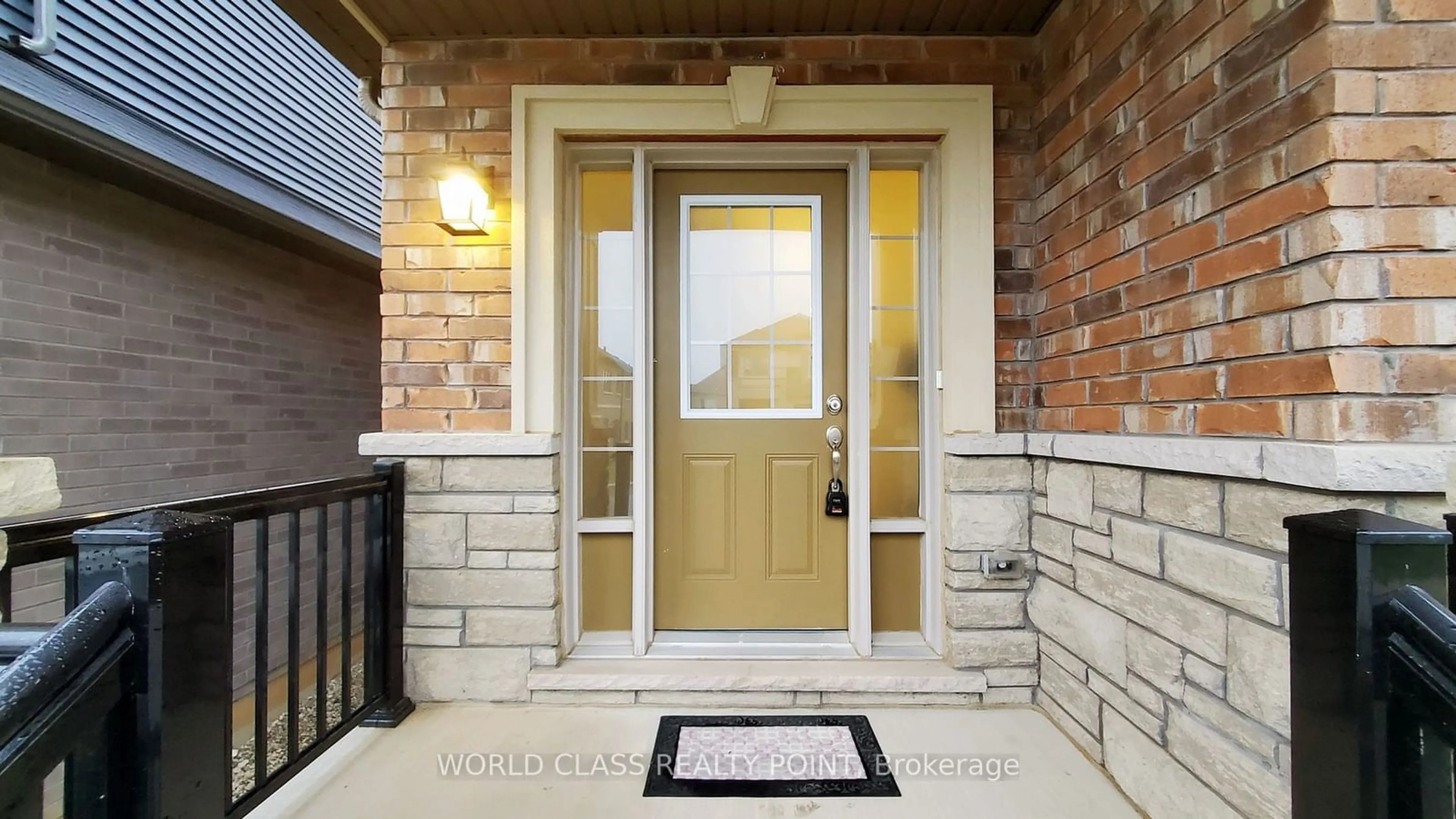 Indoor entryway, wood floors for 25 Doug Foulds Way, Brant Ontario N3L 0J9