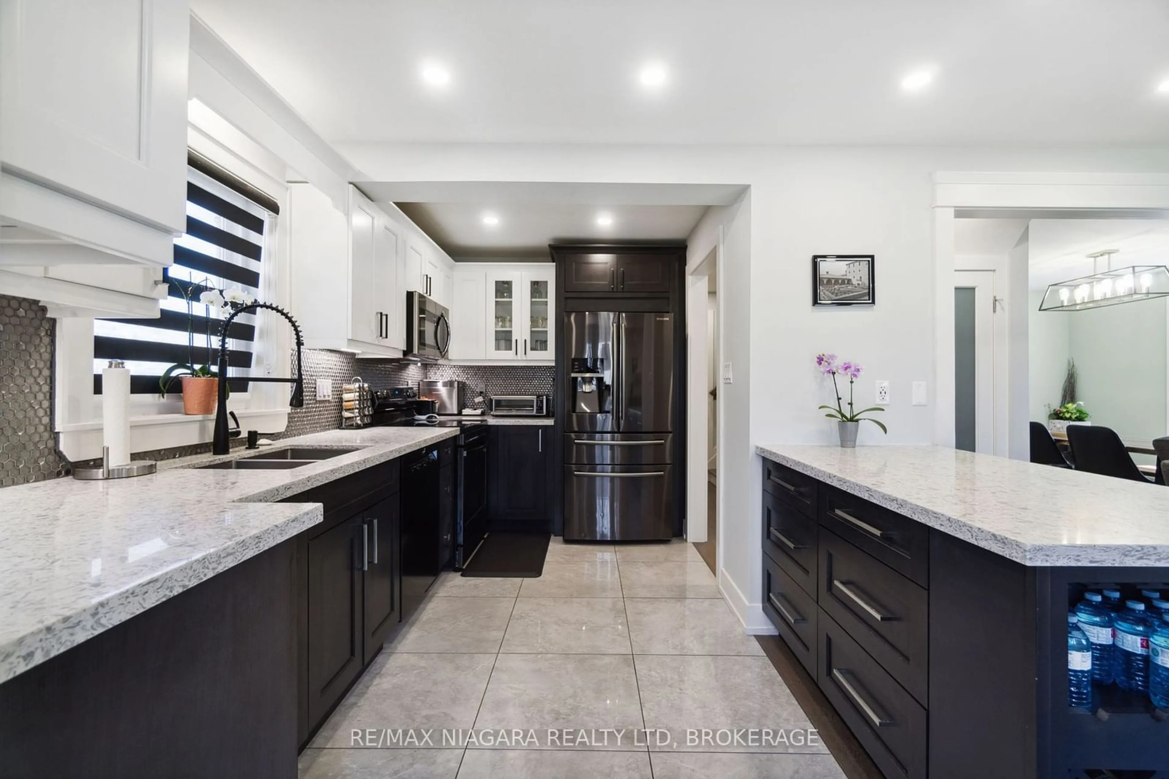 Contemporary kitchen, ceramic floors, cottage for 52 GHENT St, St. Catharines Ontario L2N 2C7