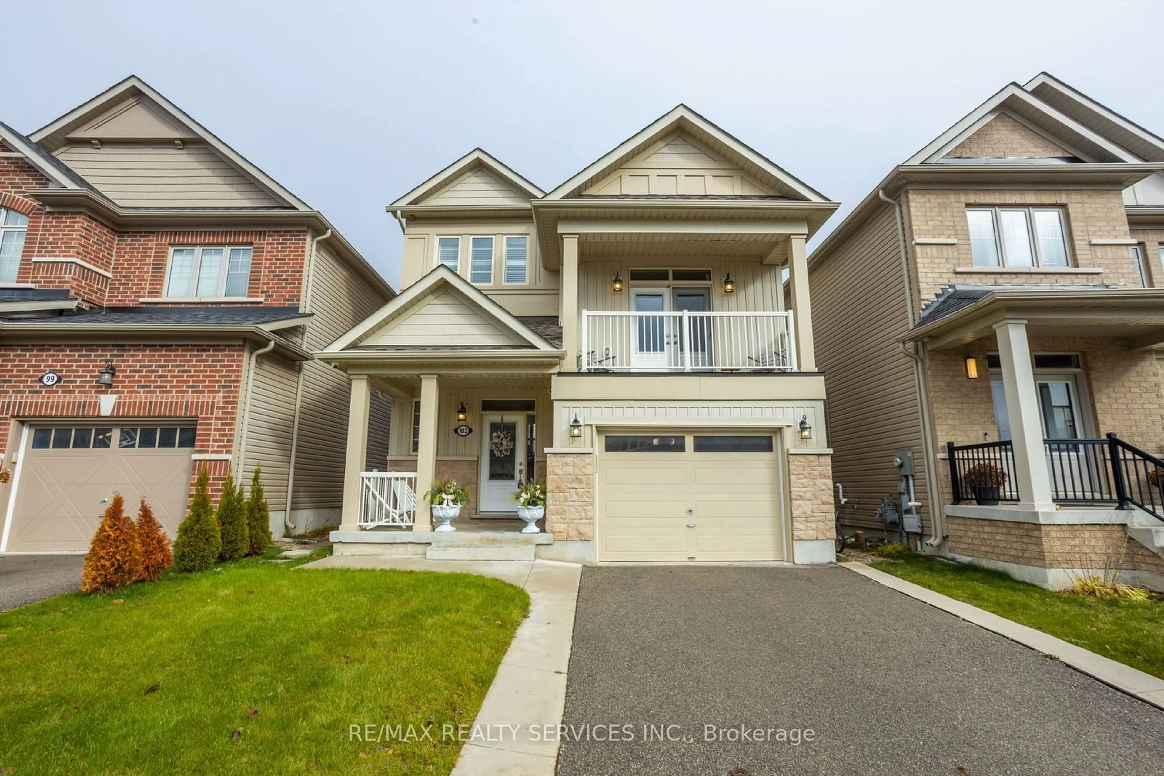 Frontside or backside of a home, the street view for 103 Kay Cres, Centre Wellington Ontario N1M 3H6