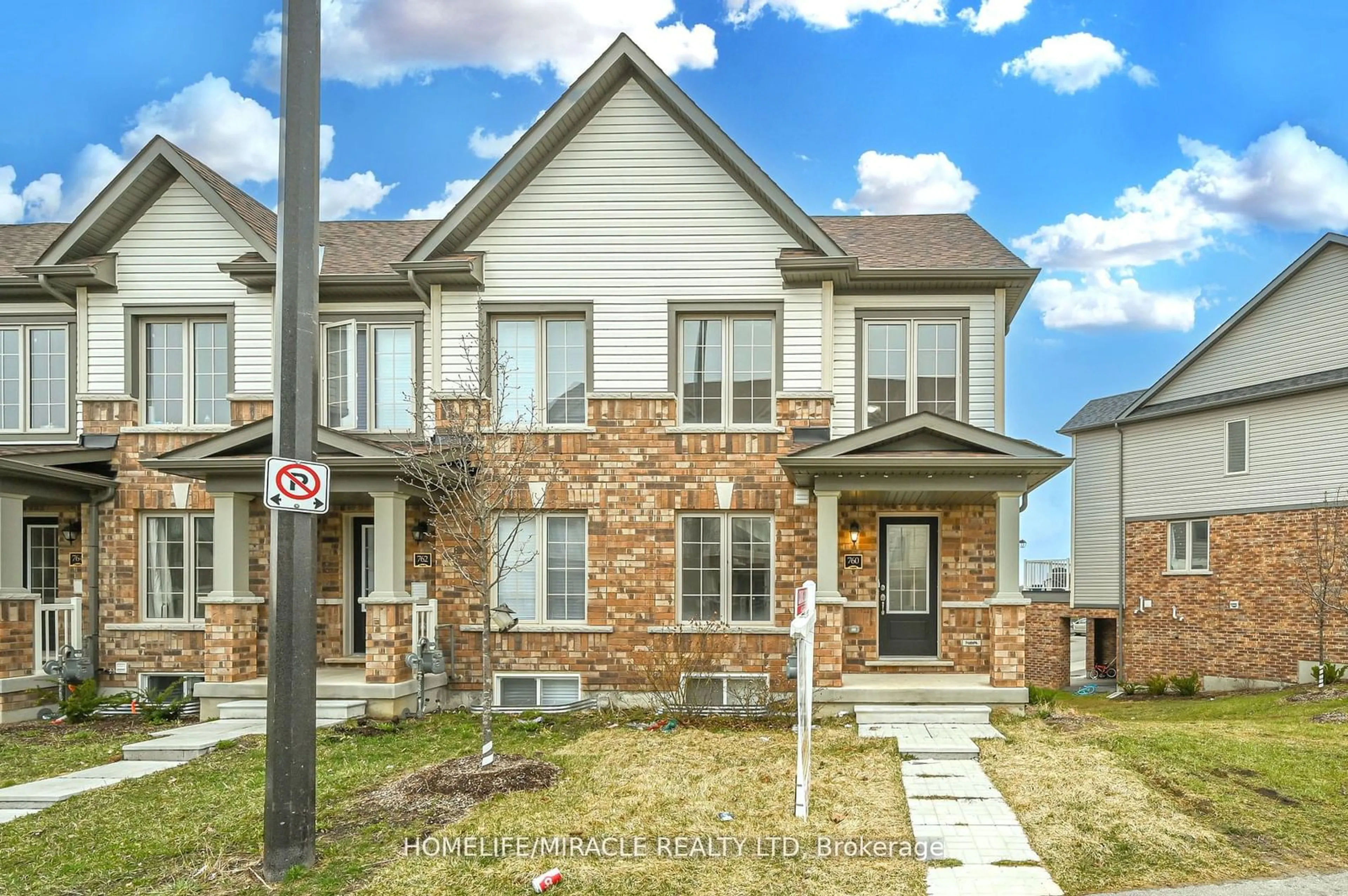 A pic from exterior of the house or condo, the street view for 760 Linden Dr, Cambridge Ontario N3H 0E3