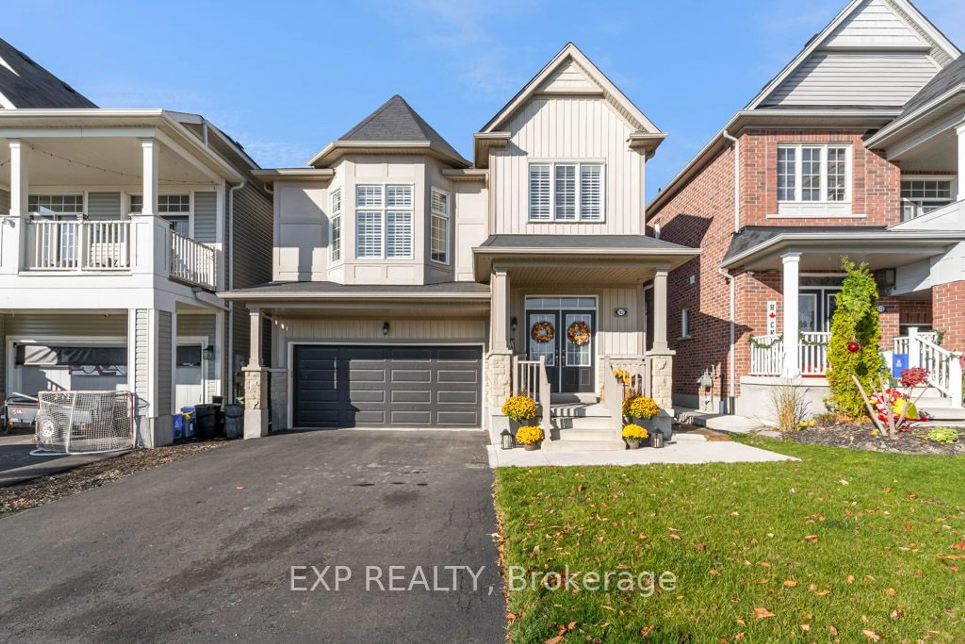 Frontside or backside of a home, the street view for 182 Binhaven Blvd, Hamilton Ontario L0R 1C0