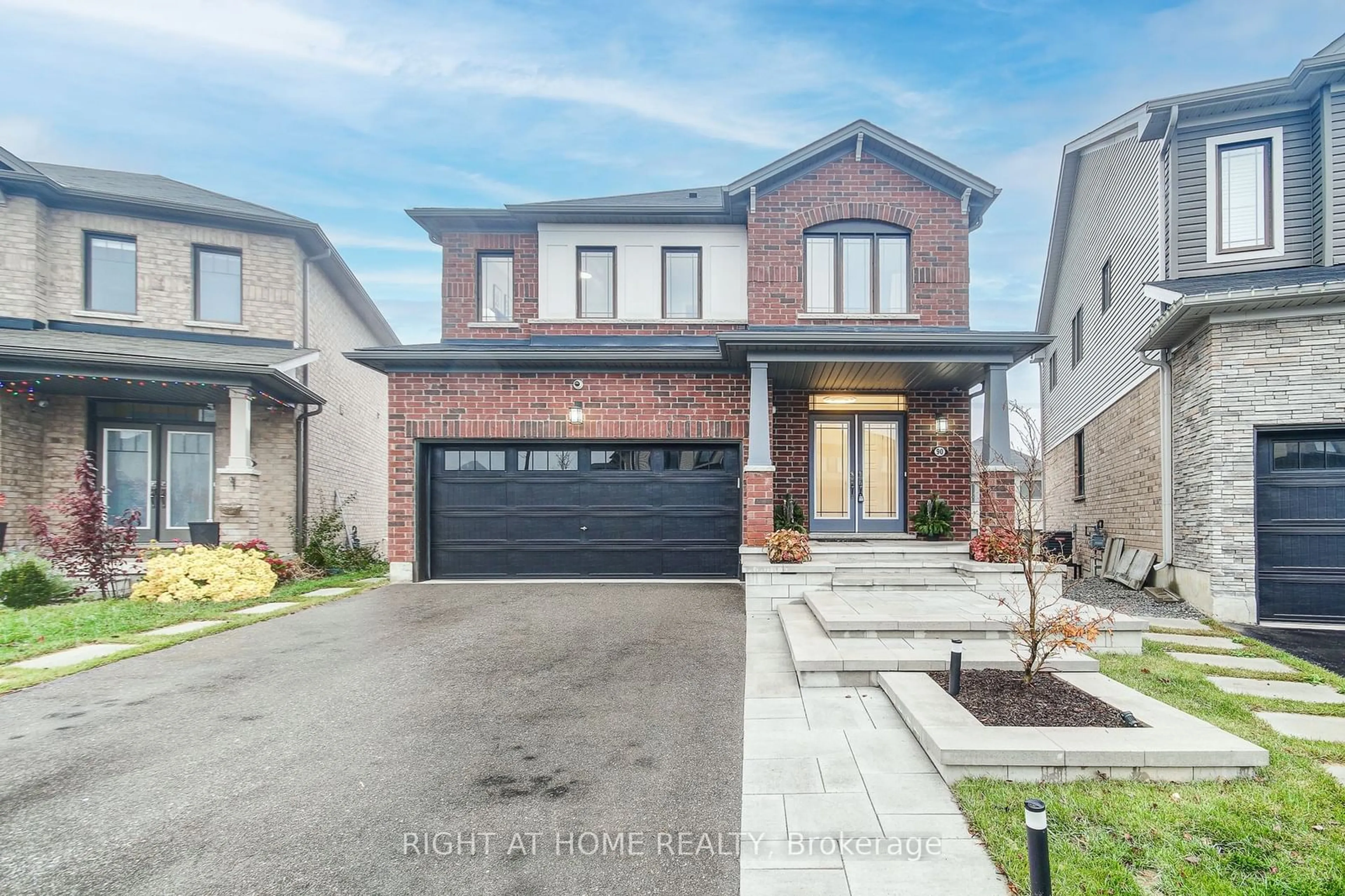 Home with brick exterior material for 90 Pagebrook Cres, Hamilton Ontario L8J 1X5