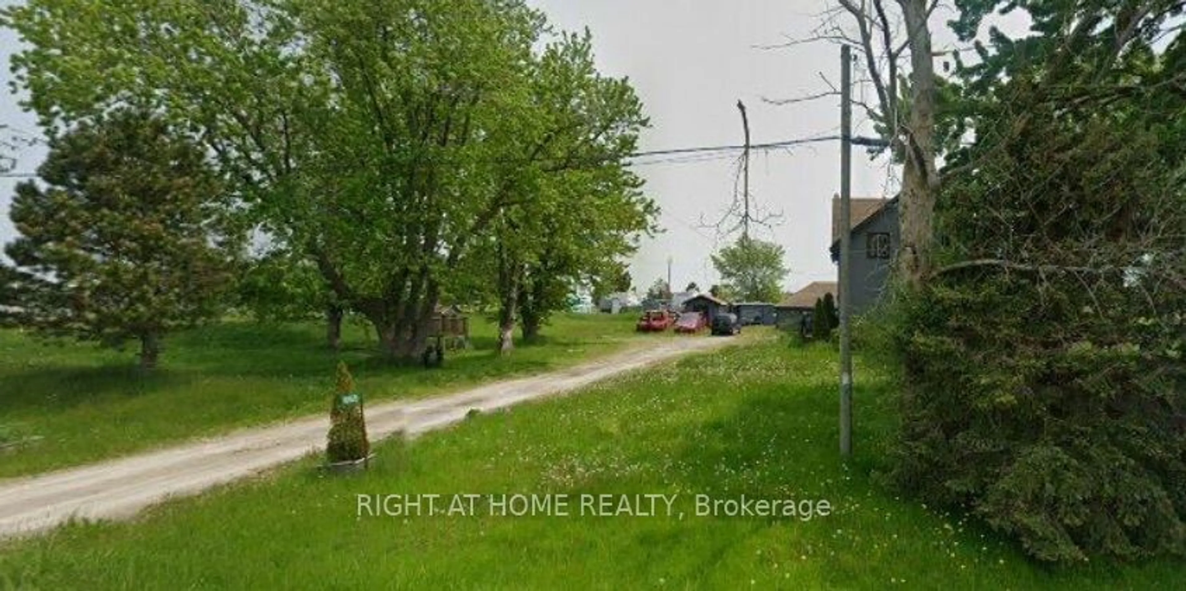 Frontside or backside of a home, the street view for 665 Port Maitland Rd, Haldimand Ontario N1A 2W6