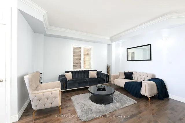 Additional property image - 30 ASCOLI Dr