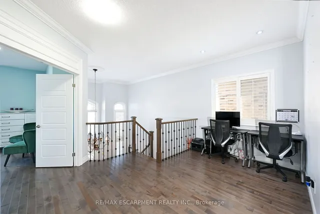 Additional property image - 30 ASCOLI Dr