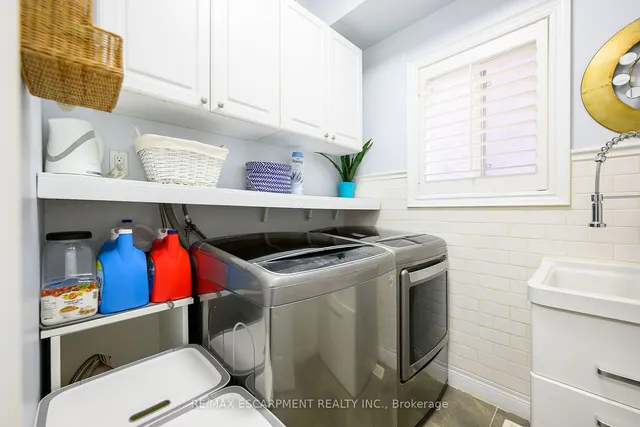 Additional property image - 30 ASCOLI Dr
